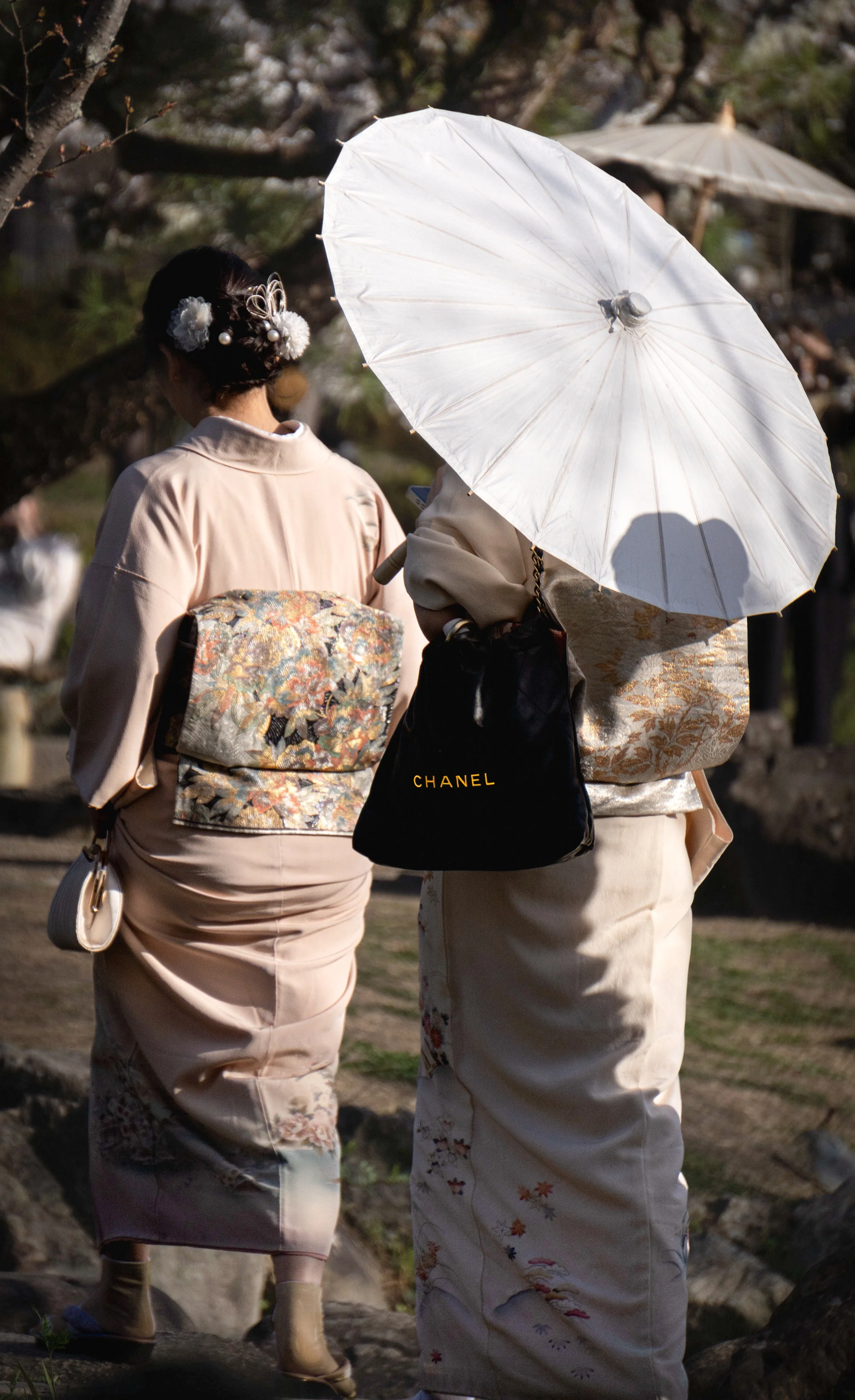 two women in kimono and chanel bag.jpg