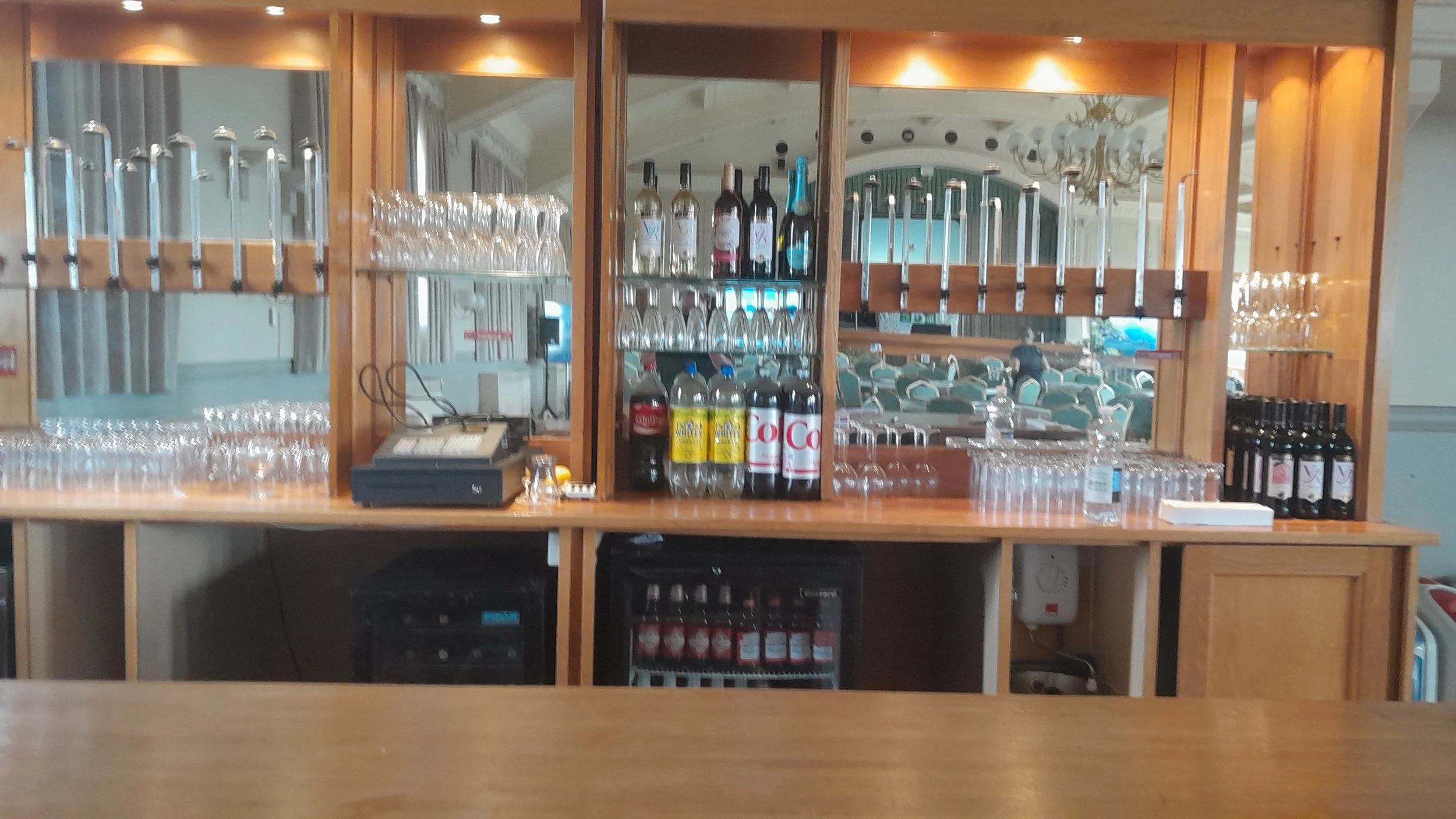 bar8.jpg