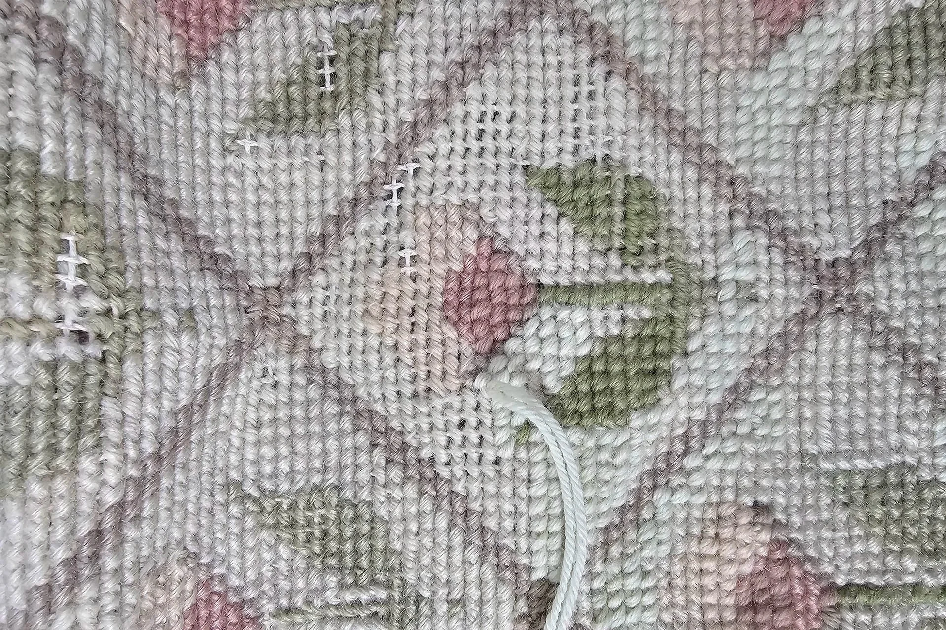 orolinova+Cross+stitch+rug+03.jpg