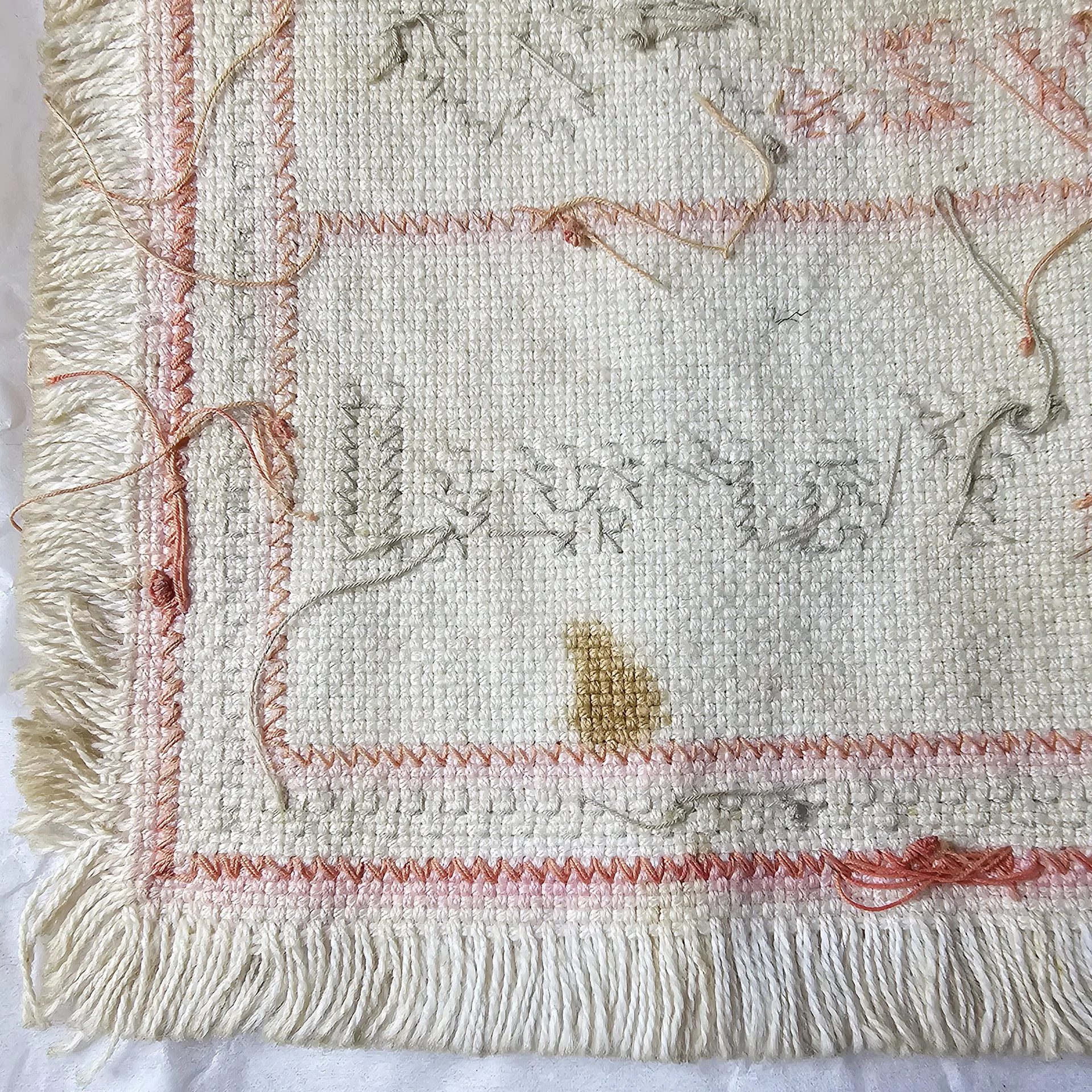 Ellen Guest Y. sampler02.jpg