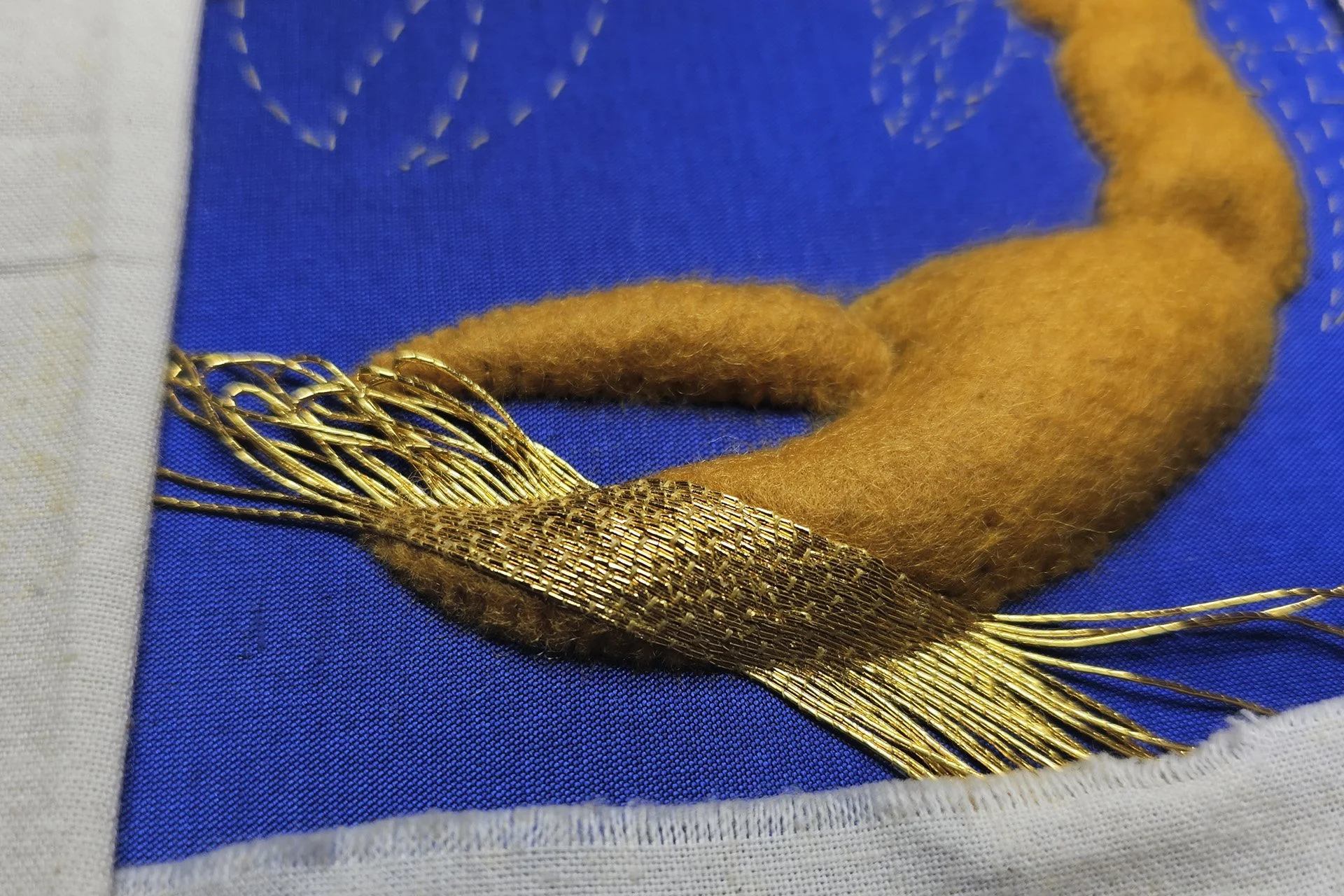 Orolinova- goldwork16.jpg
