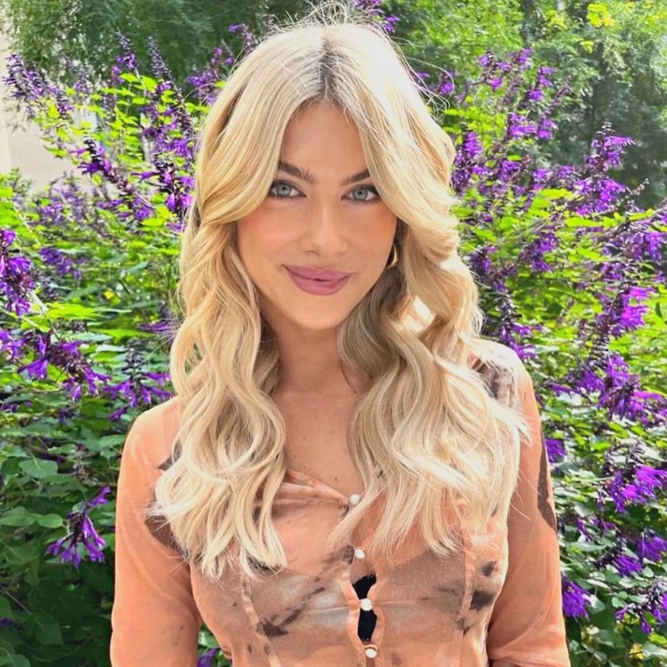 Effortlessly Gorgeous: Discover the Best 5 Heat-Free Hairstyles to Rock this Season