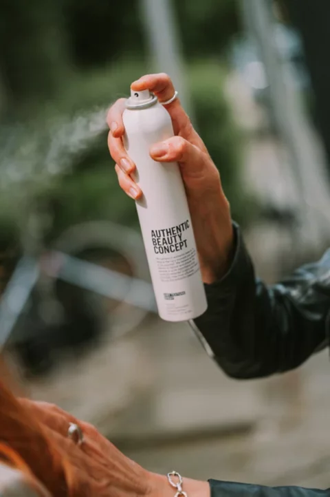 airy dry texture spray 1.webp
