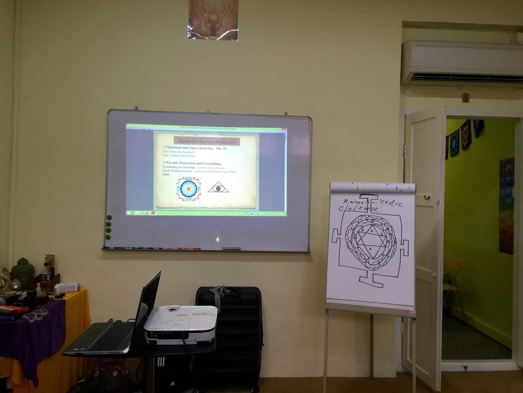 psychic-development-workshop-photo-13_1_orig.jpg