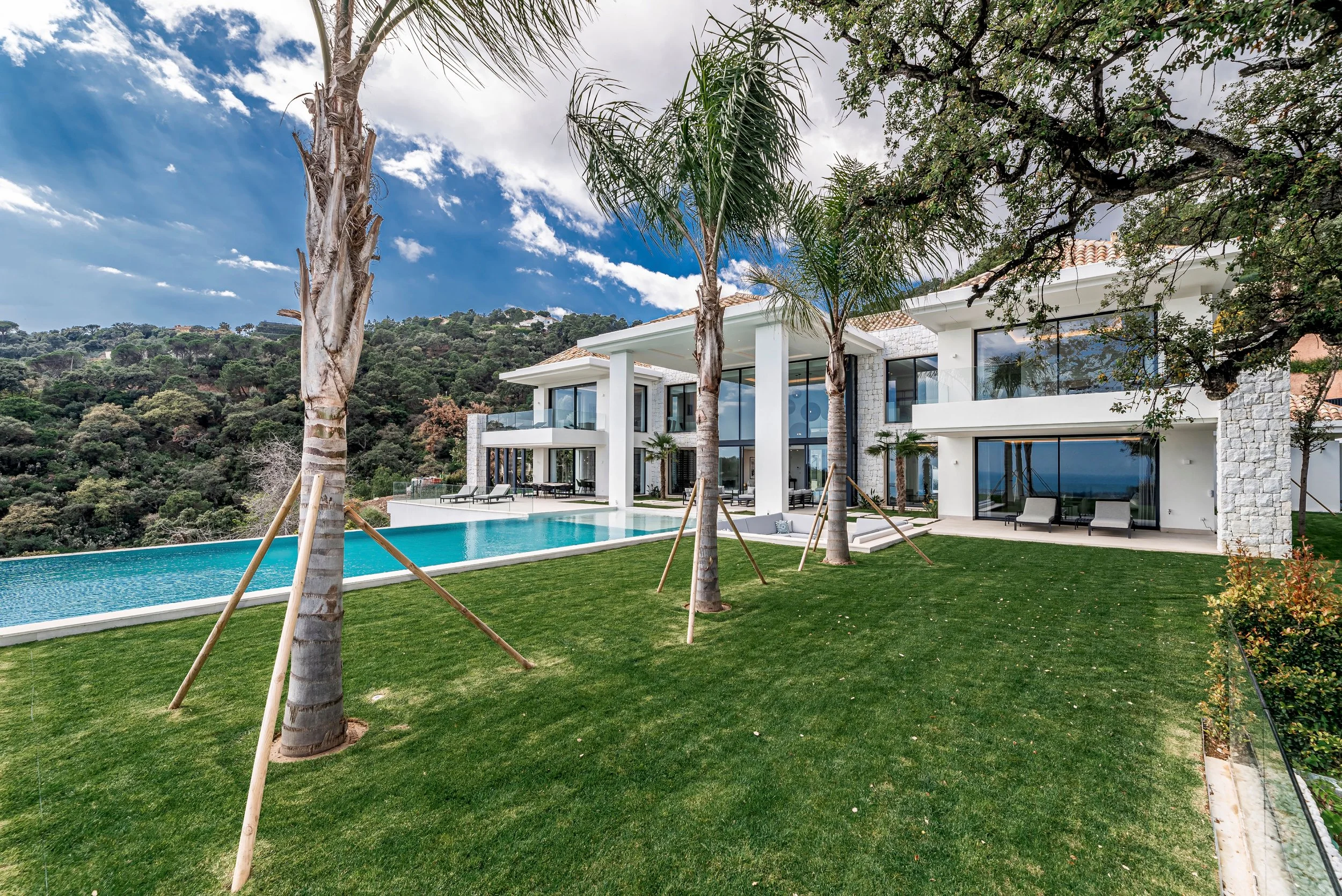 house-img.jpg