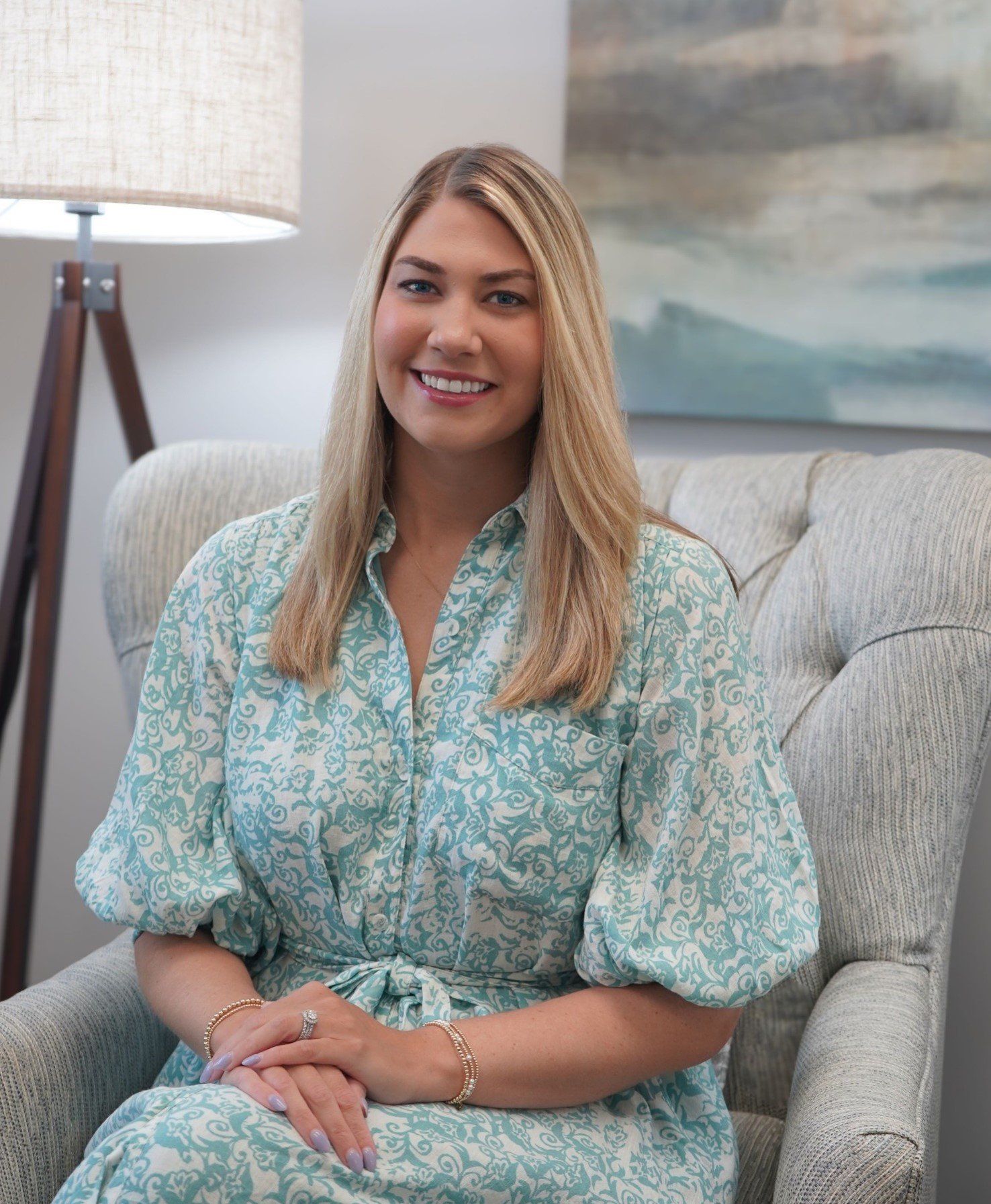 Female trauma therapist in Alpharetta Georgia