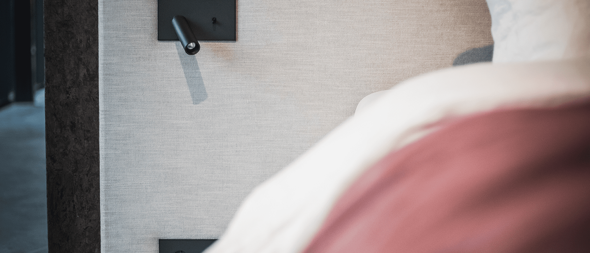 nilson-beds-heather-lille-cinder_voor_links_lr.jpg.webp