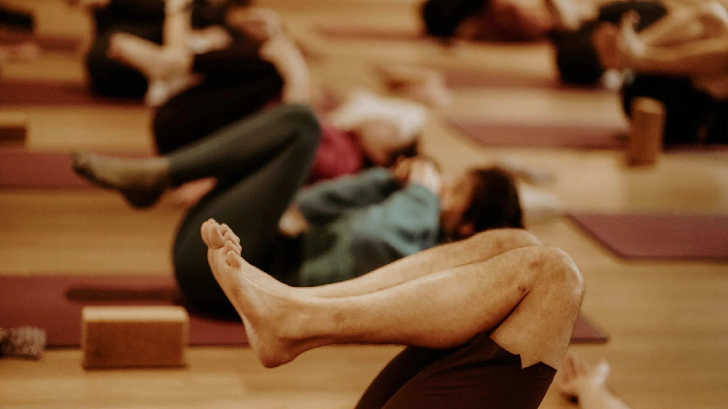 Cours collectif yoga hatha flow Besançon