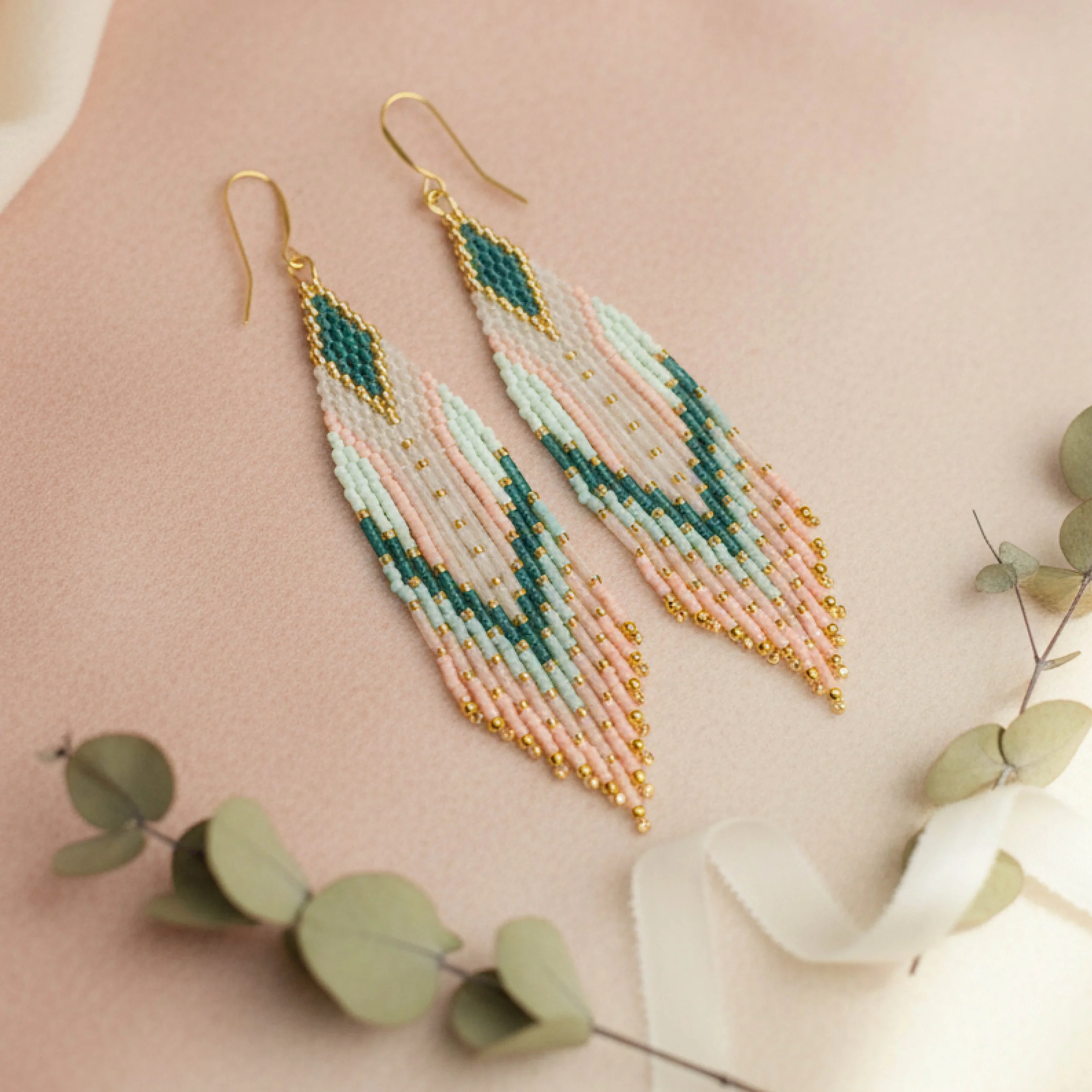 lovelightseeds_beadedfringe69.jpg