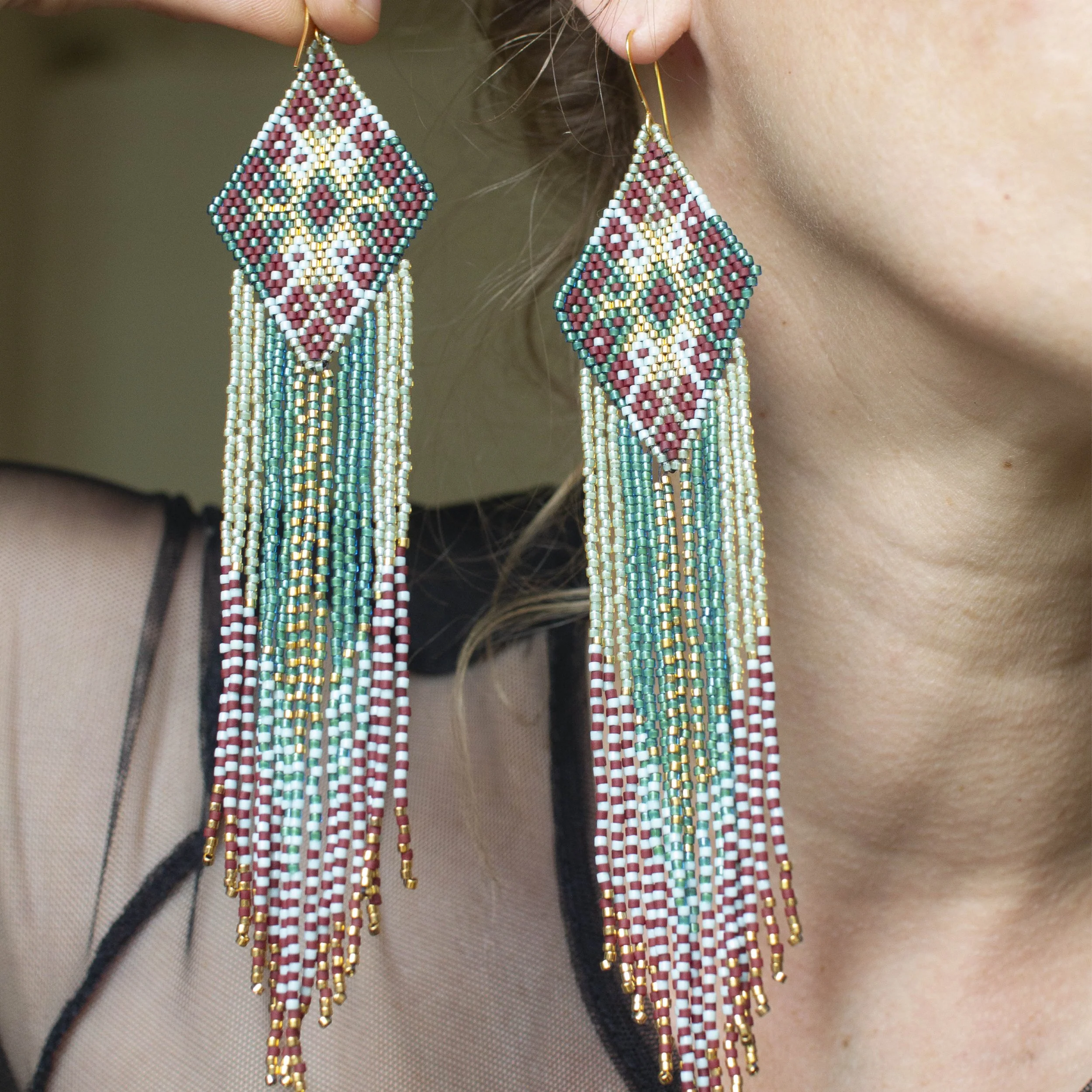 lovelightseeds_beadedfringe74.jpg