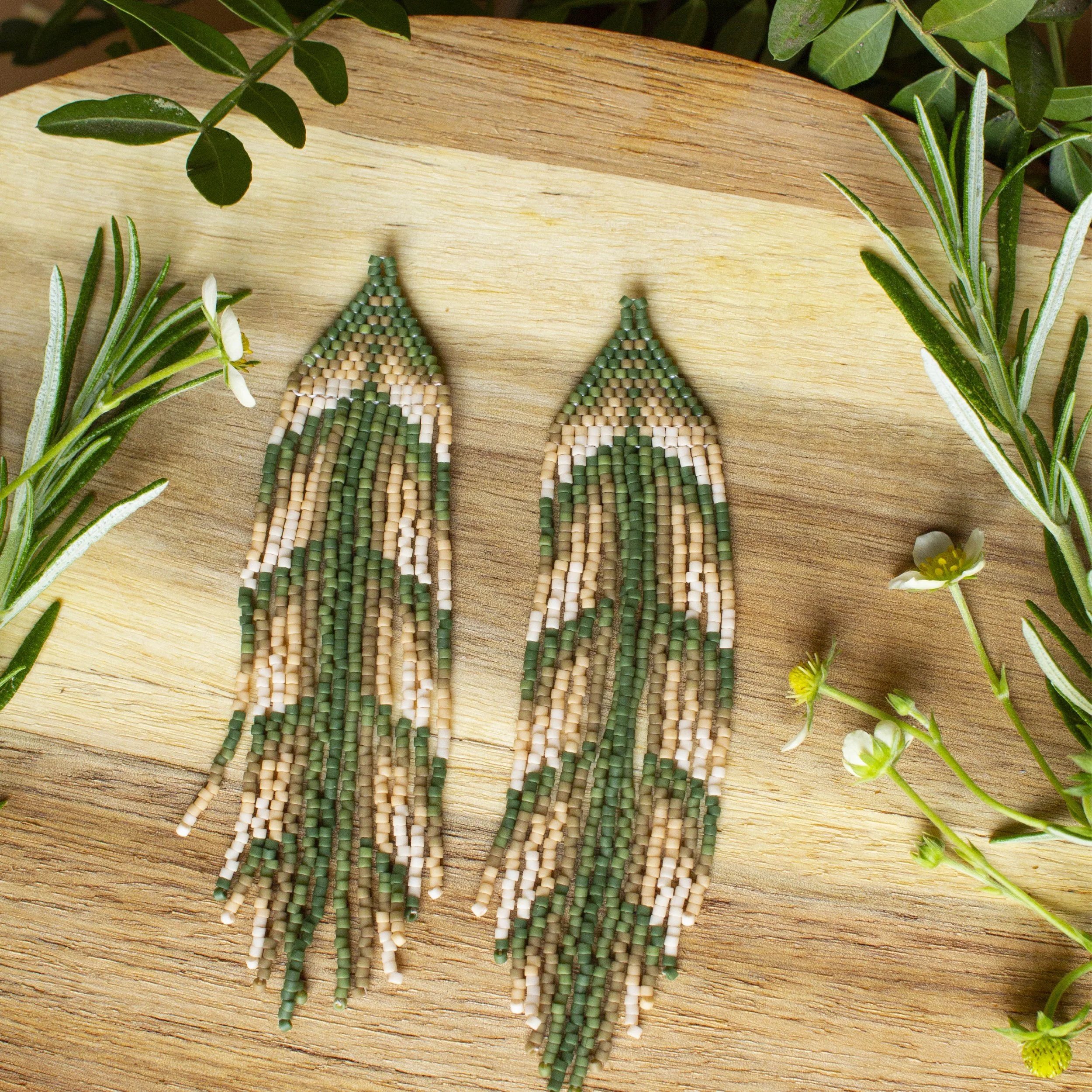 lovelightseeds_beadedfringe6.jpg
