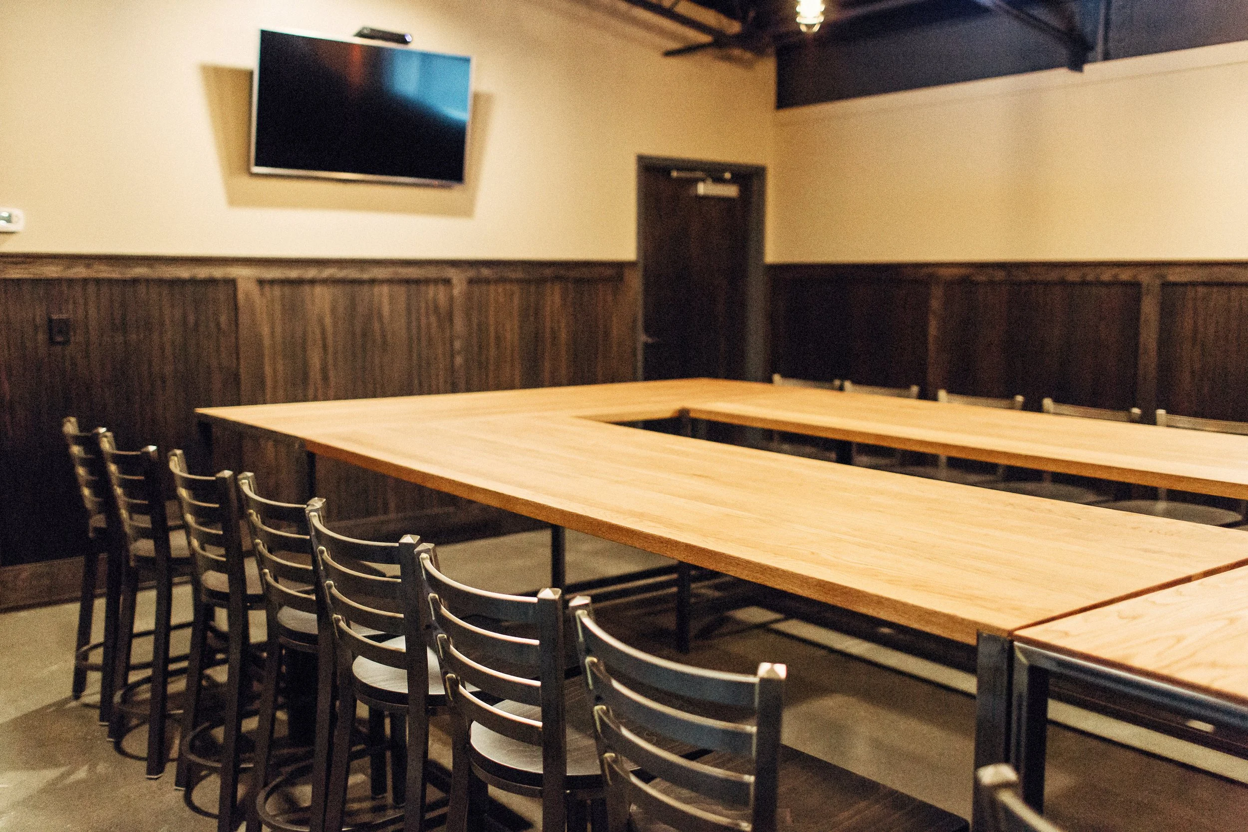 Landing Bar View