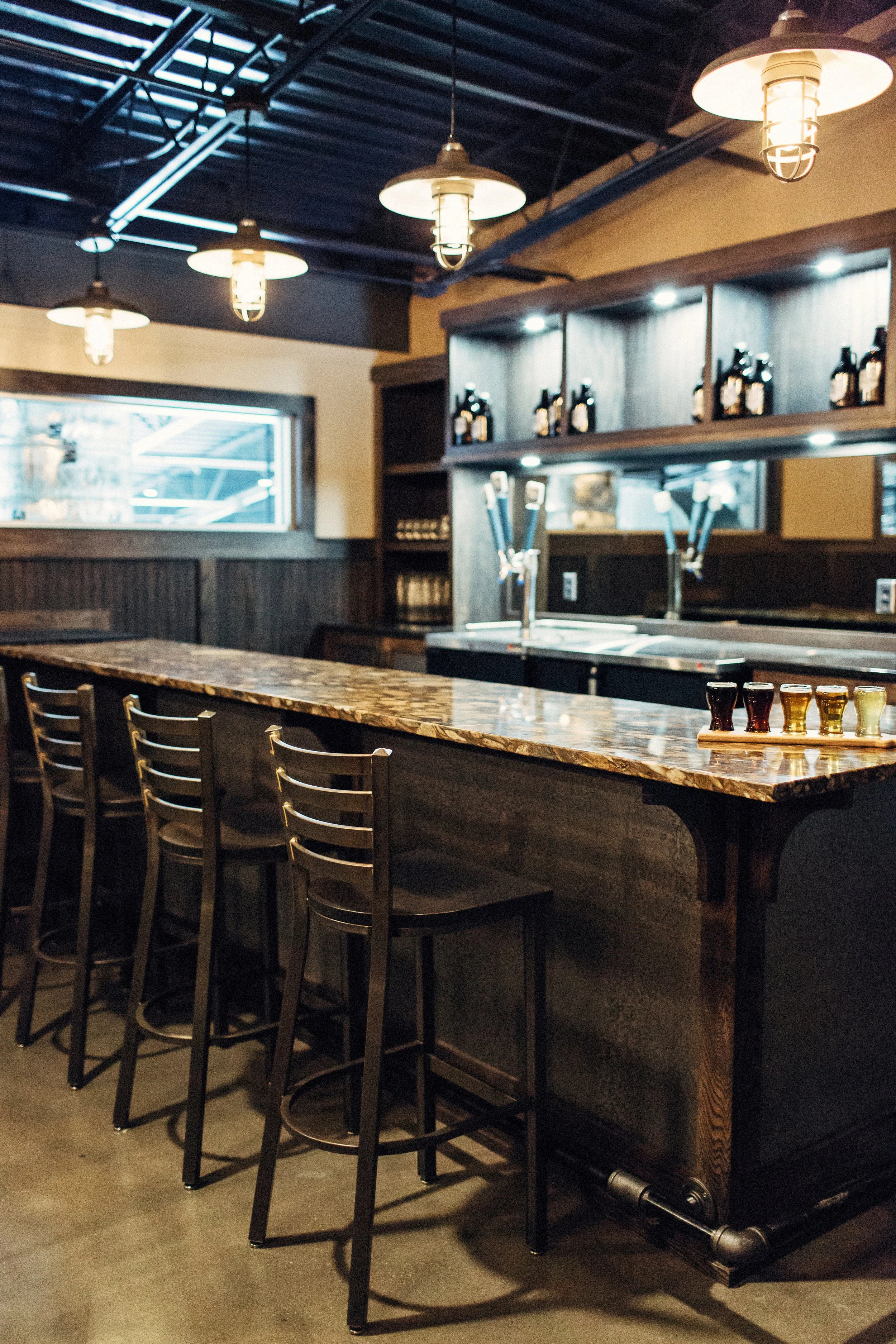 Landing Bar View