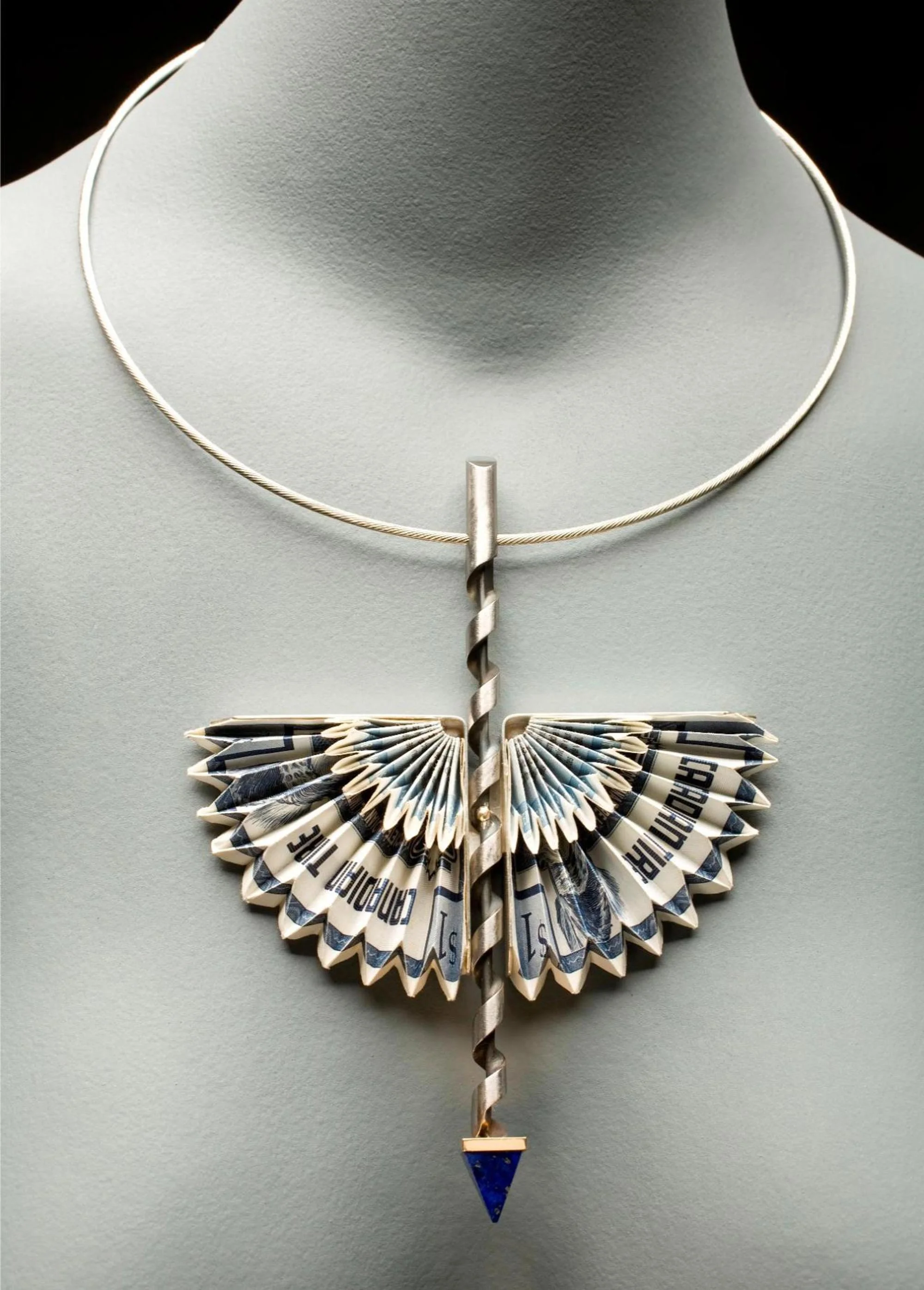 Necklace from the exhibition: HOMAGE: Inspired by Outstanding Canadian Women 
– Donald A Stuart