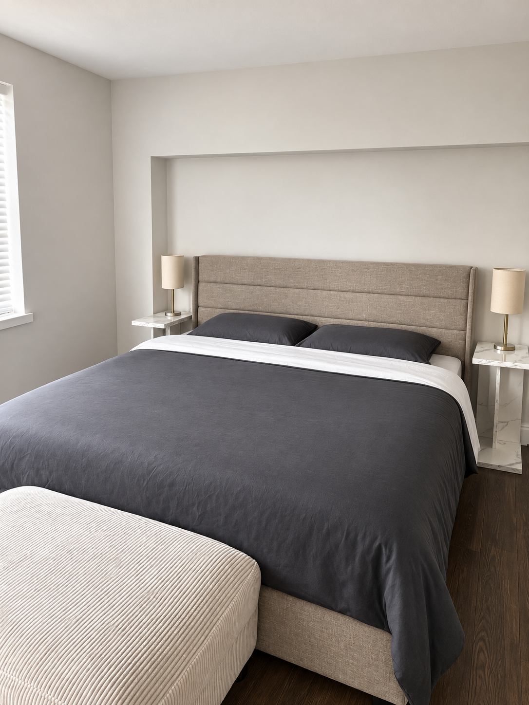 modern-dark-bedding-bedroom-02.PNG