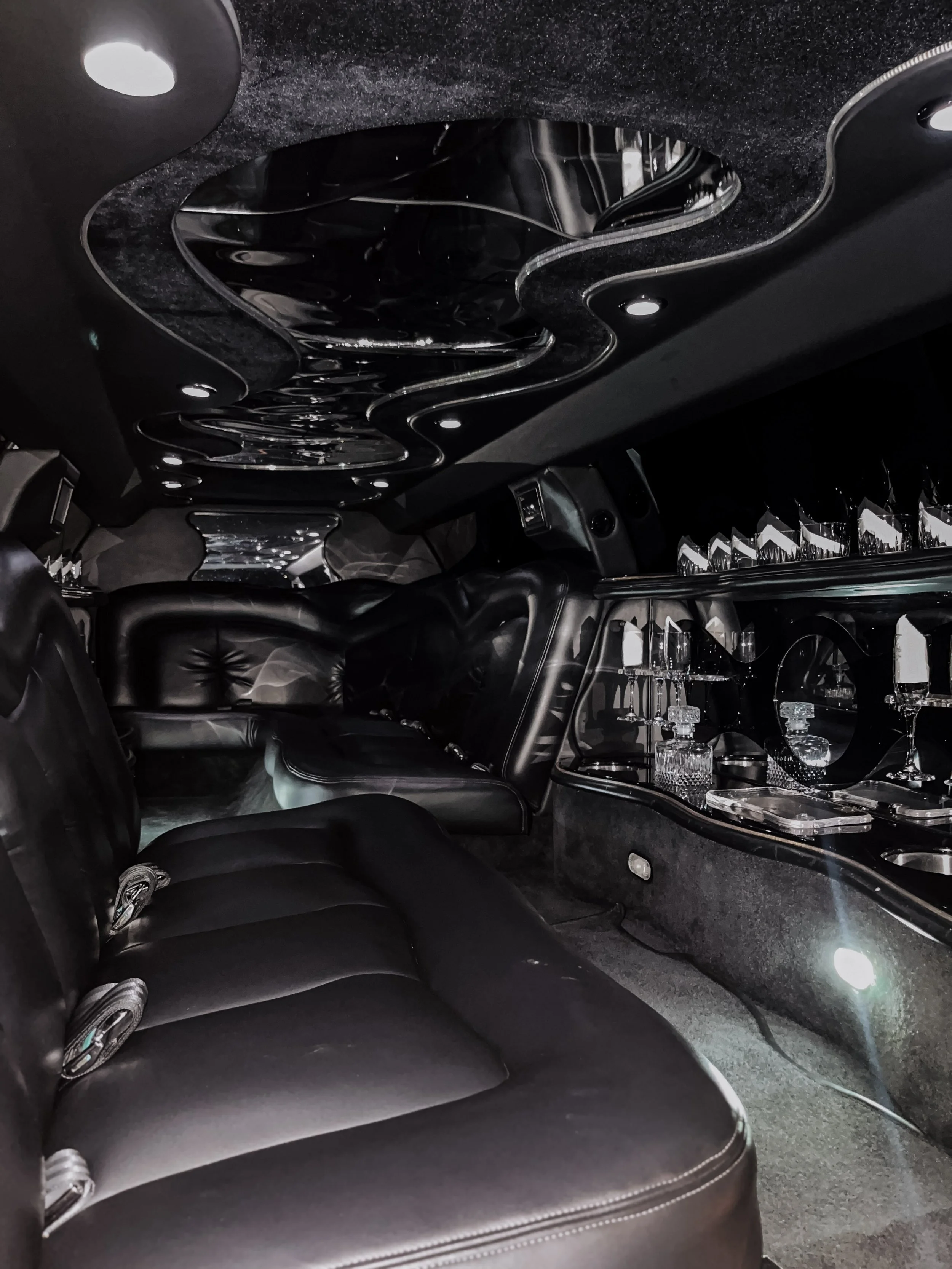 Lincoln Towncar (10 passenger)