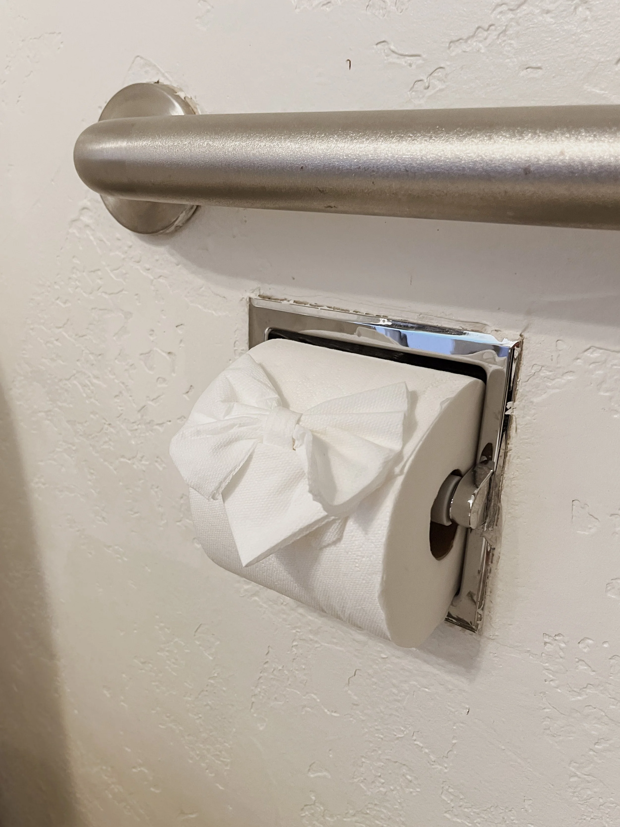 hh primary bath 2.jpg