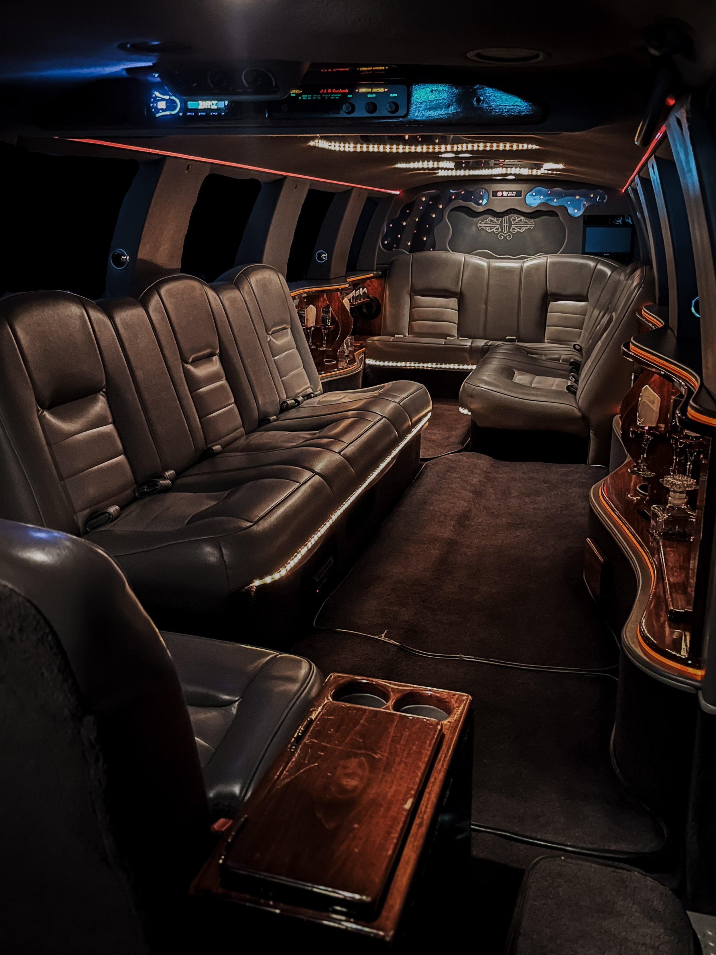 Ford Excursion (12 passenger)
