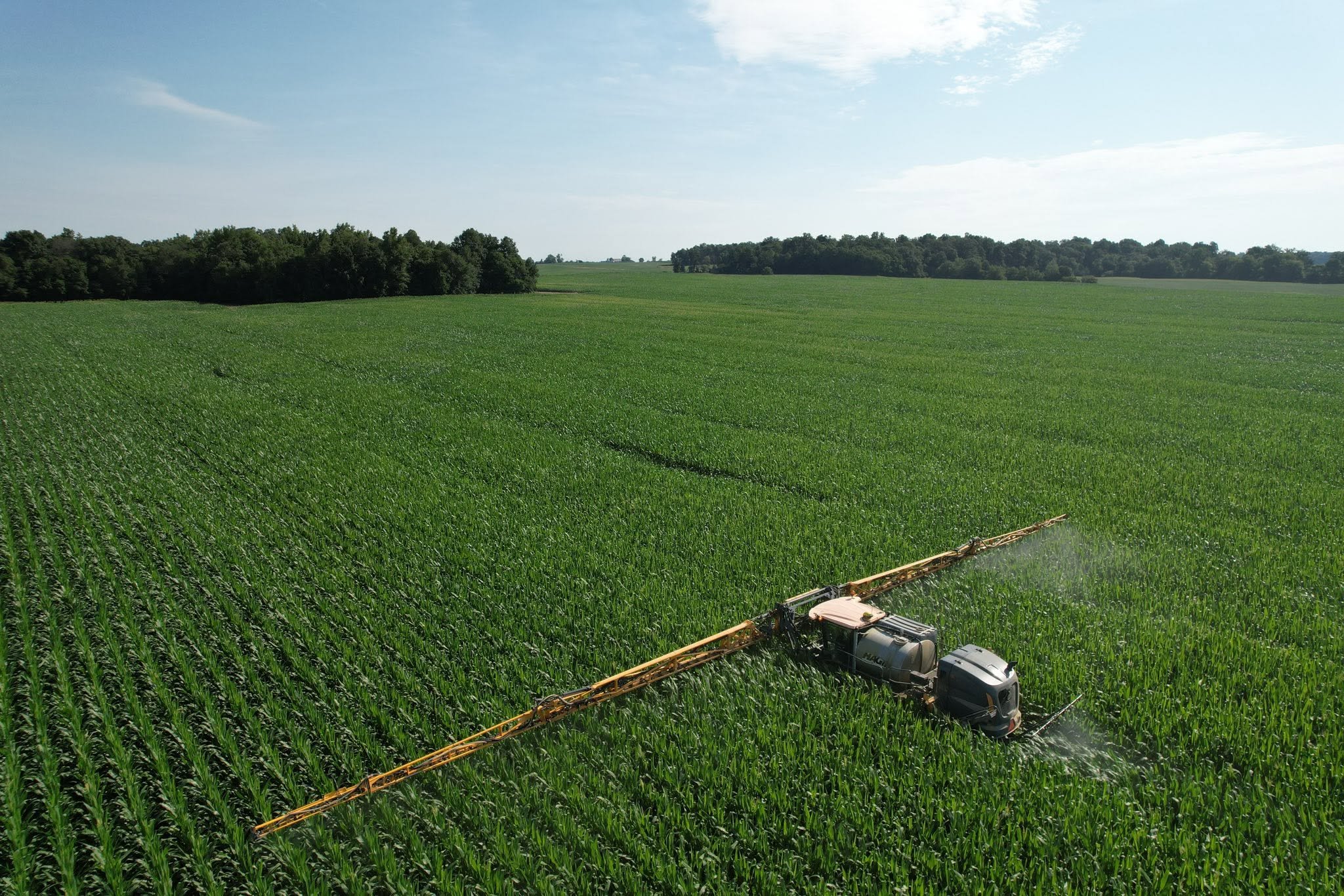 Hagie Spraying 3.jpg