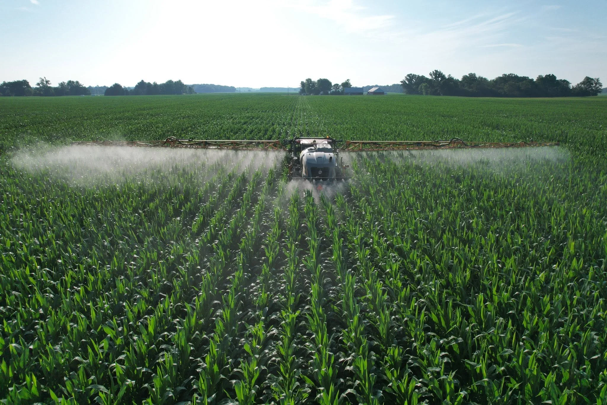 Hagie Spraying.jpg