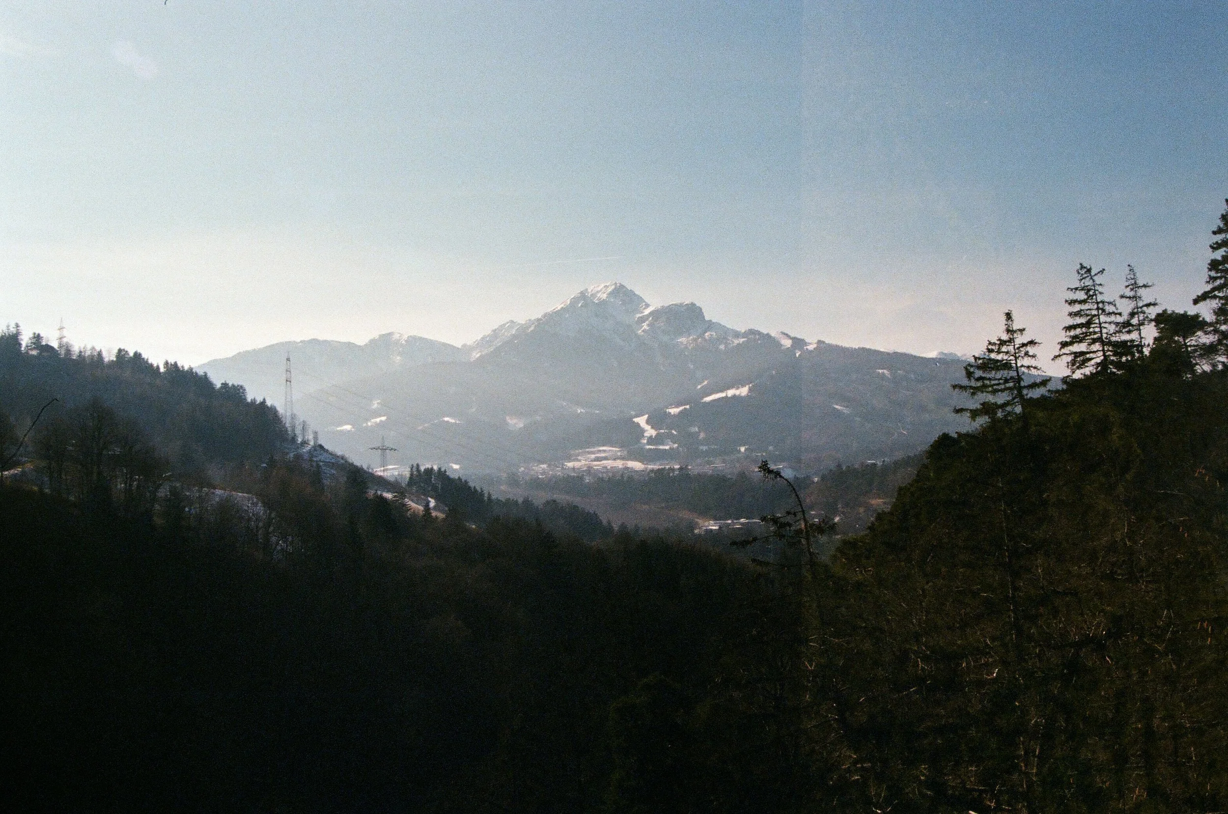 340234120011_10.jpg