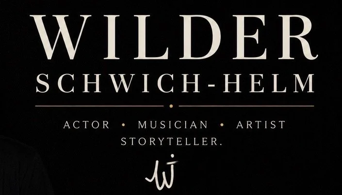 Wilder Schwich-Helm