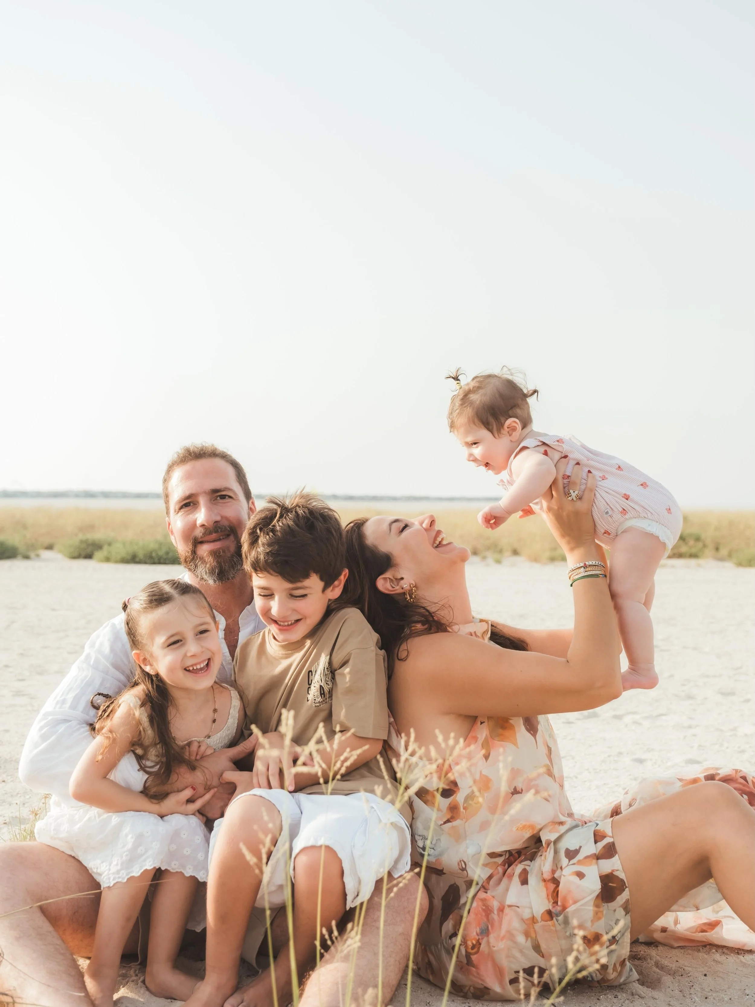 🧿 The most beautiful chaos with these gorgeous- we danced, got pooped on by a bird (for a bit of good luck), made funny faces and watched the sunset together to end our first shoot with baby Lana 💖