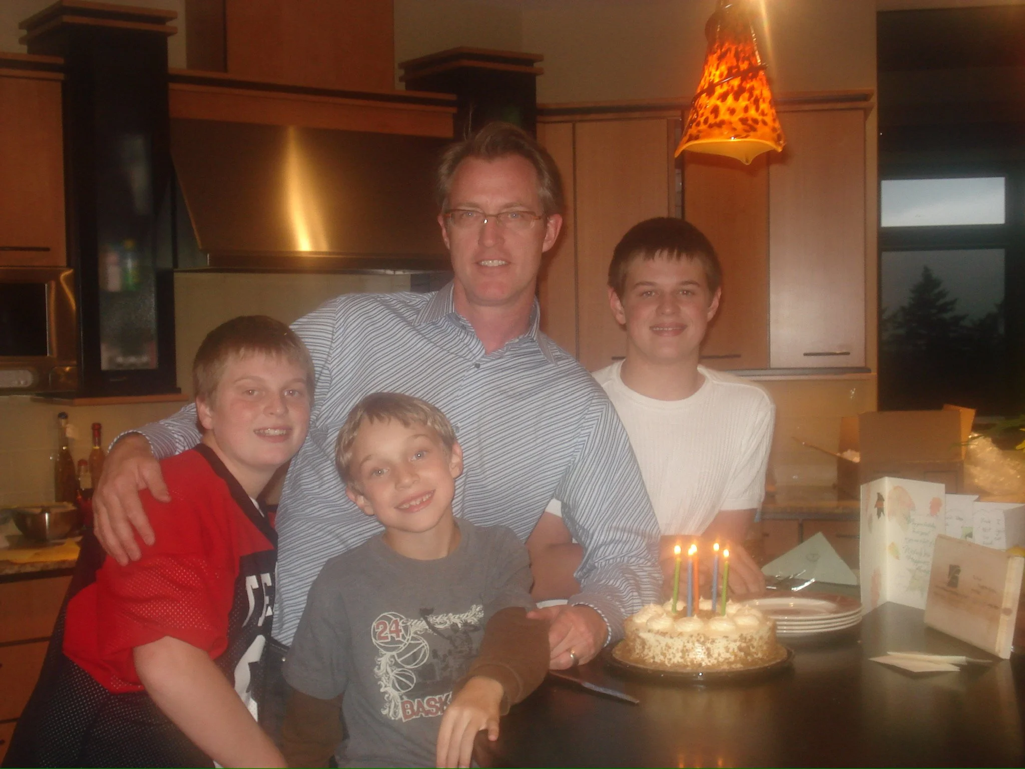 4E4DB6AB-9AED-40ED-BBFD-72C51687B9BC45th birthday 002_Original.JPG