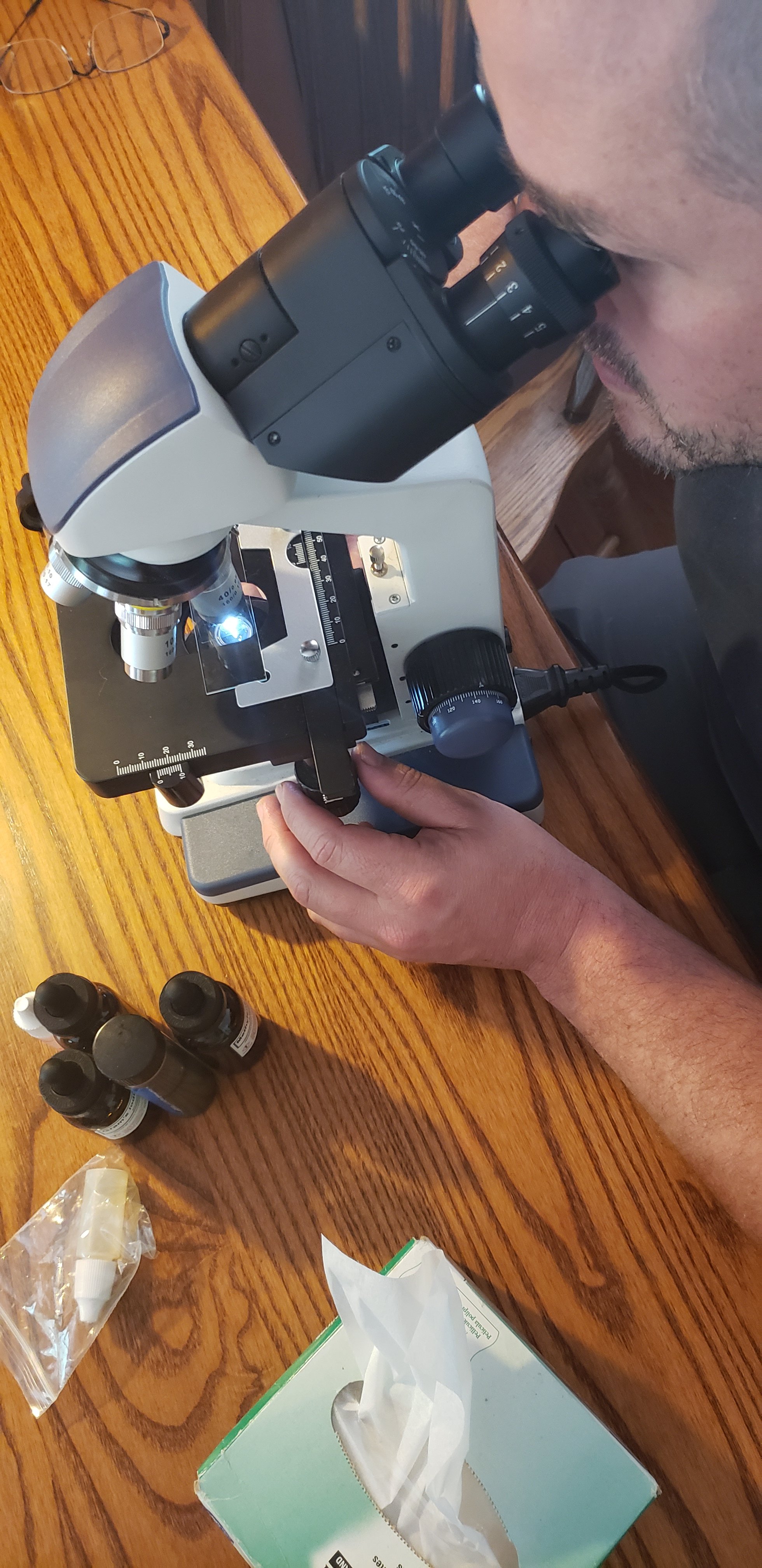 Usng a microscope to analyse soil and water