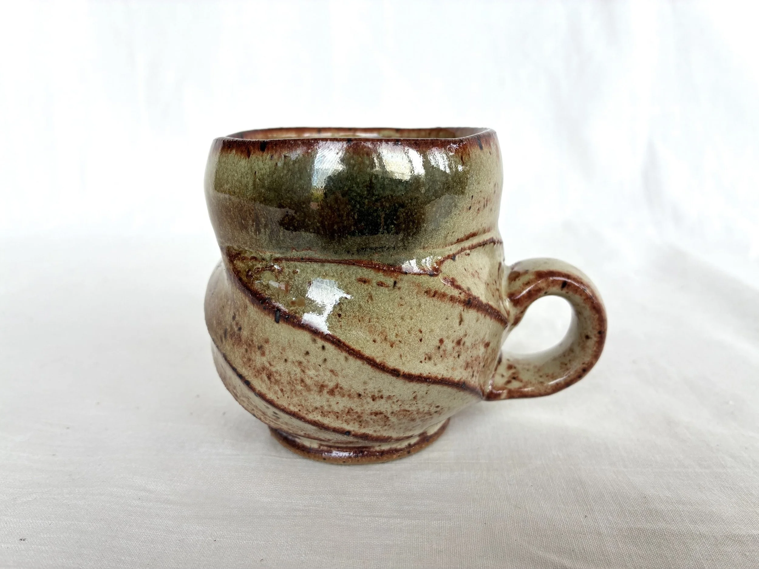 faceted_mug.jpeg