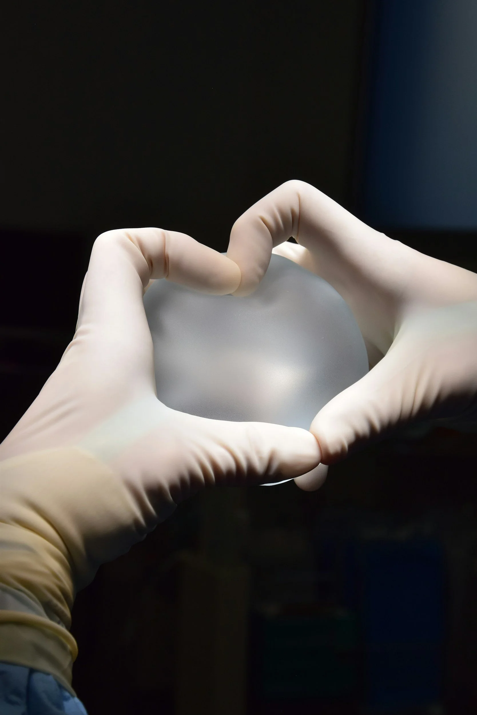 Breast implant safety in 2026: BIA-ALCL, textured vs smooth implants, and what Australian patients ask