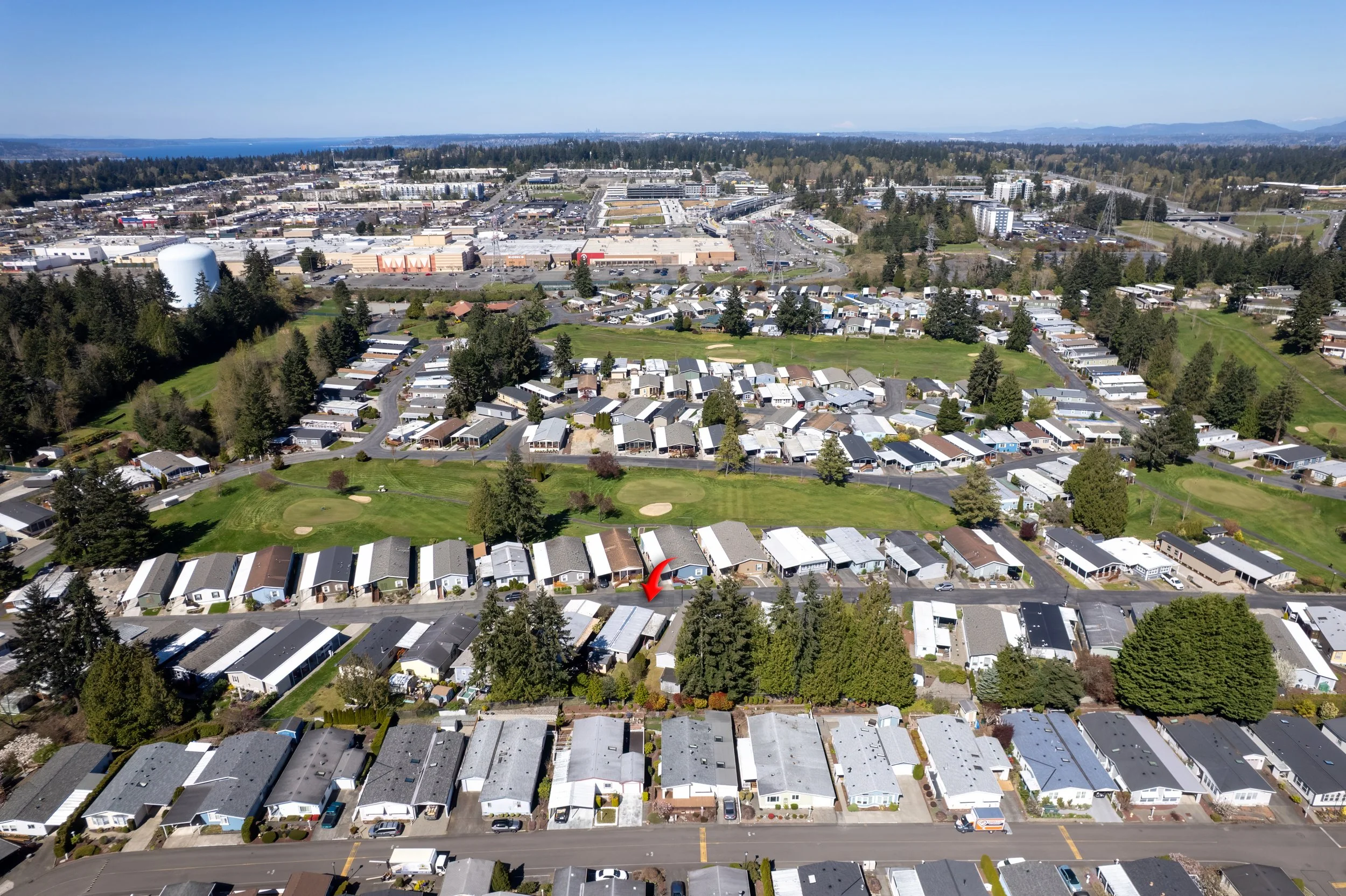 Close to bus routes and in a walkable neighborhood. 