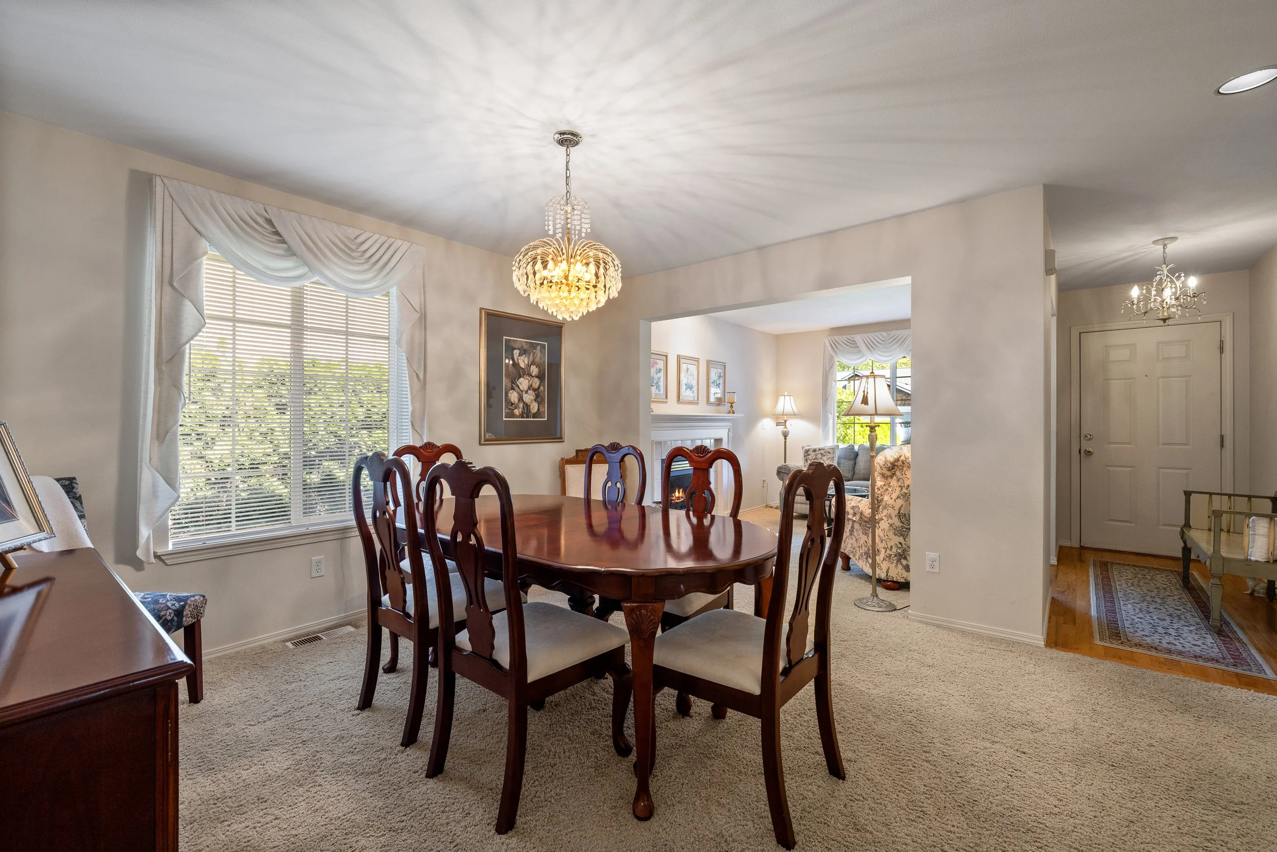 Enjoy entertaining in the designated formal dining room.