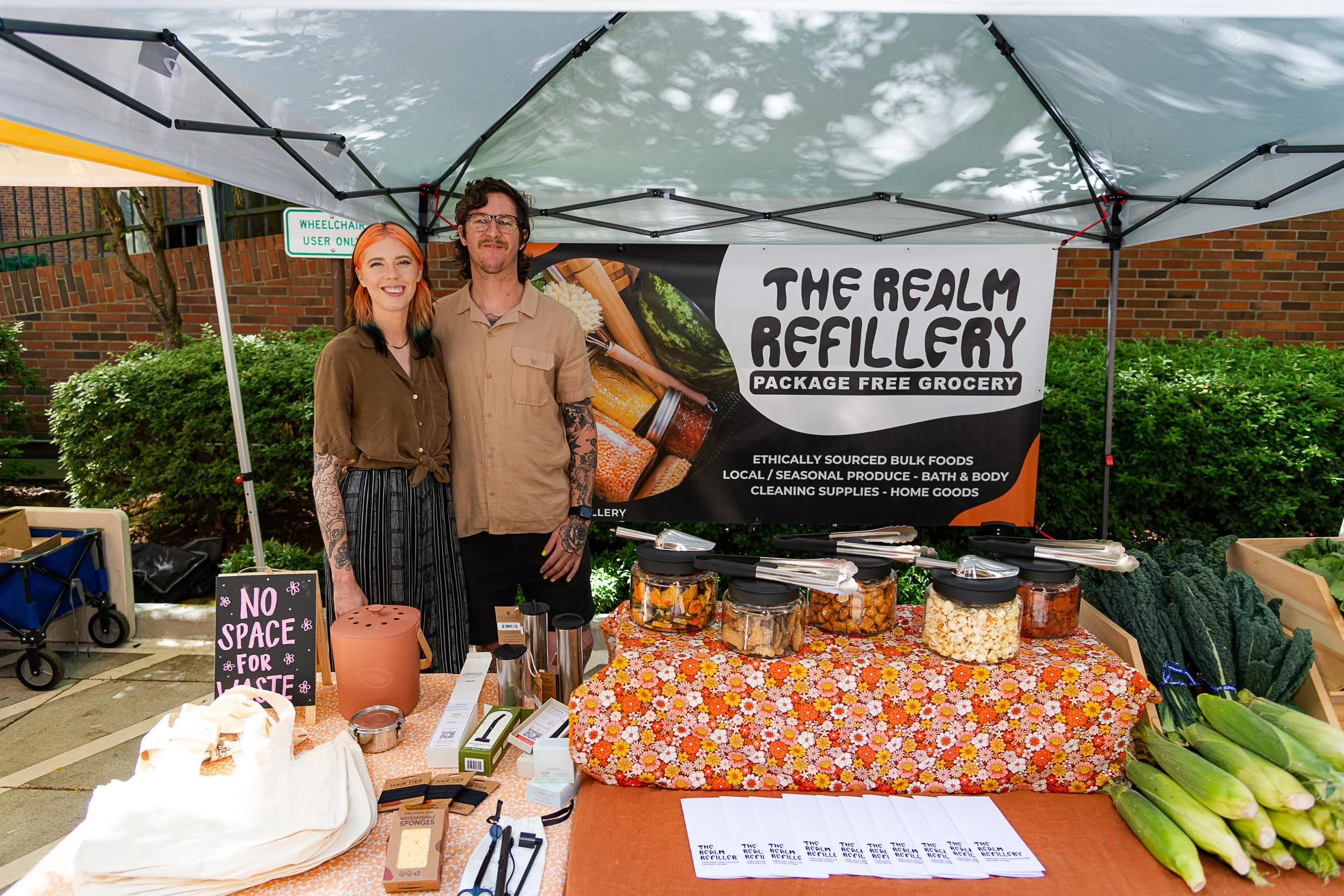 MAC_Market_B820273.jpg