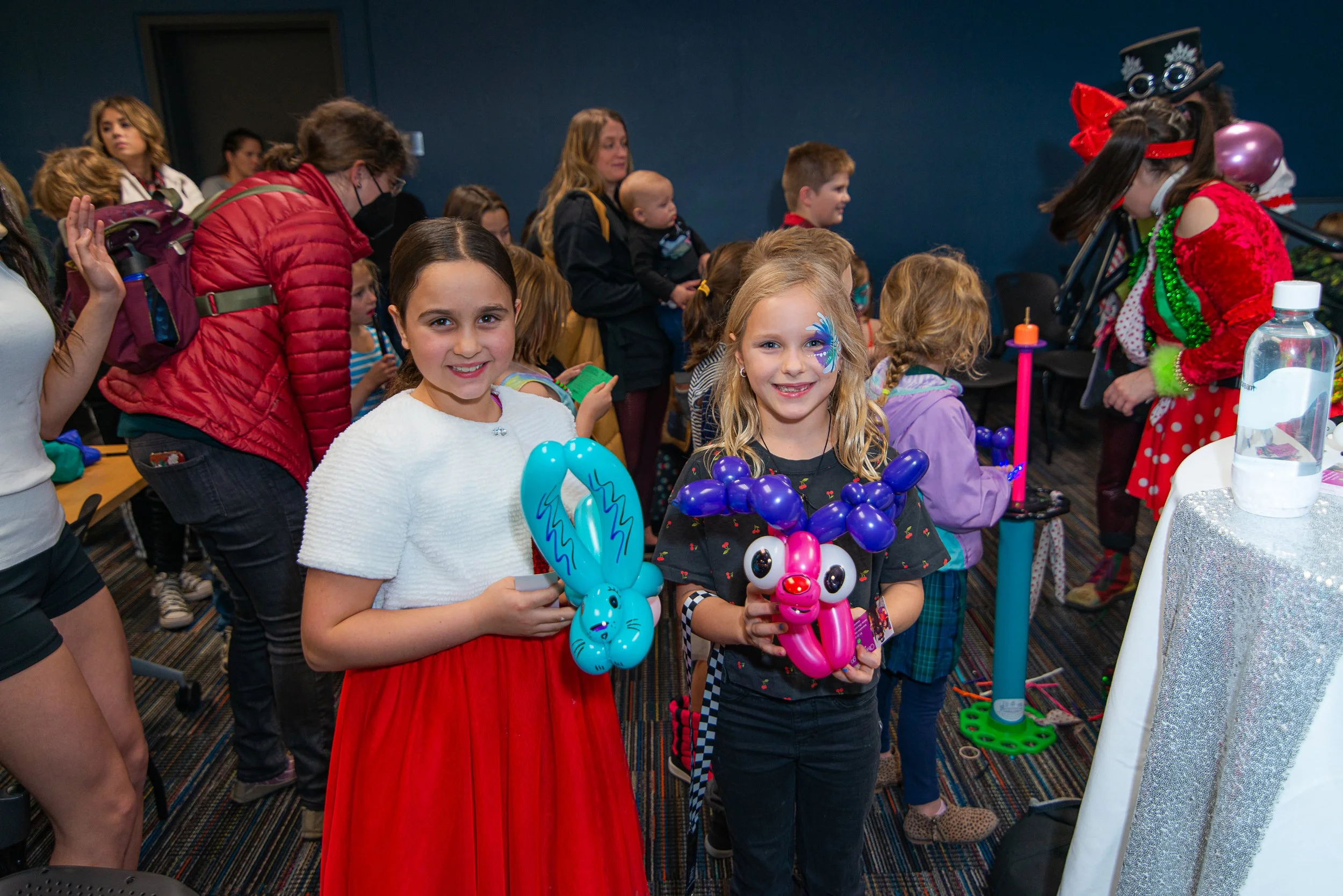 Holiday_Open_House_B82_0343.jpg