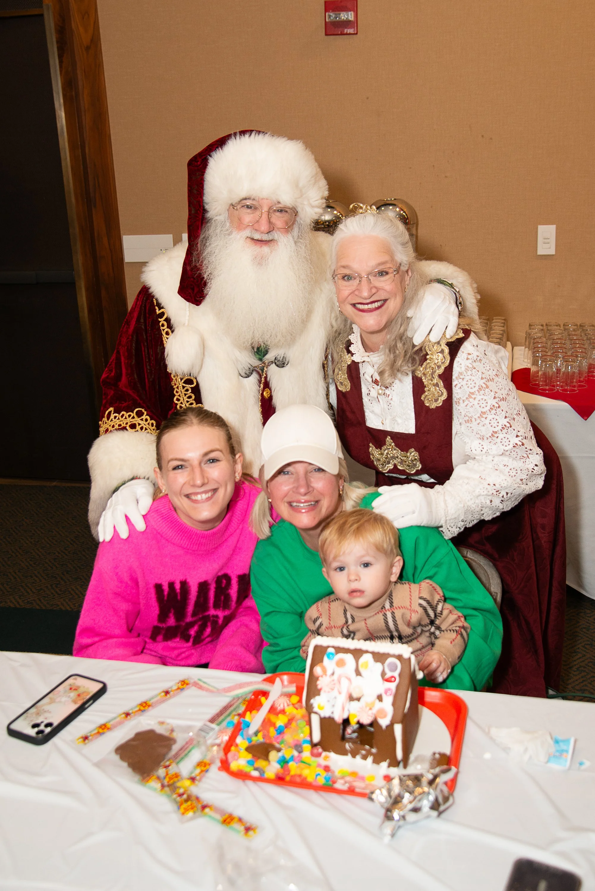 Holiday_Open_House_BD89735.jpg