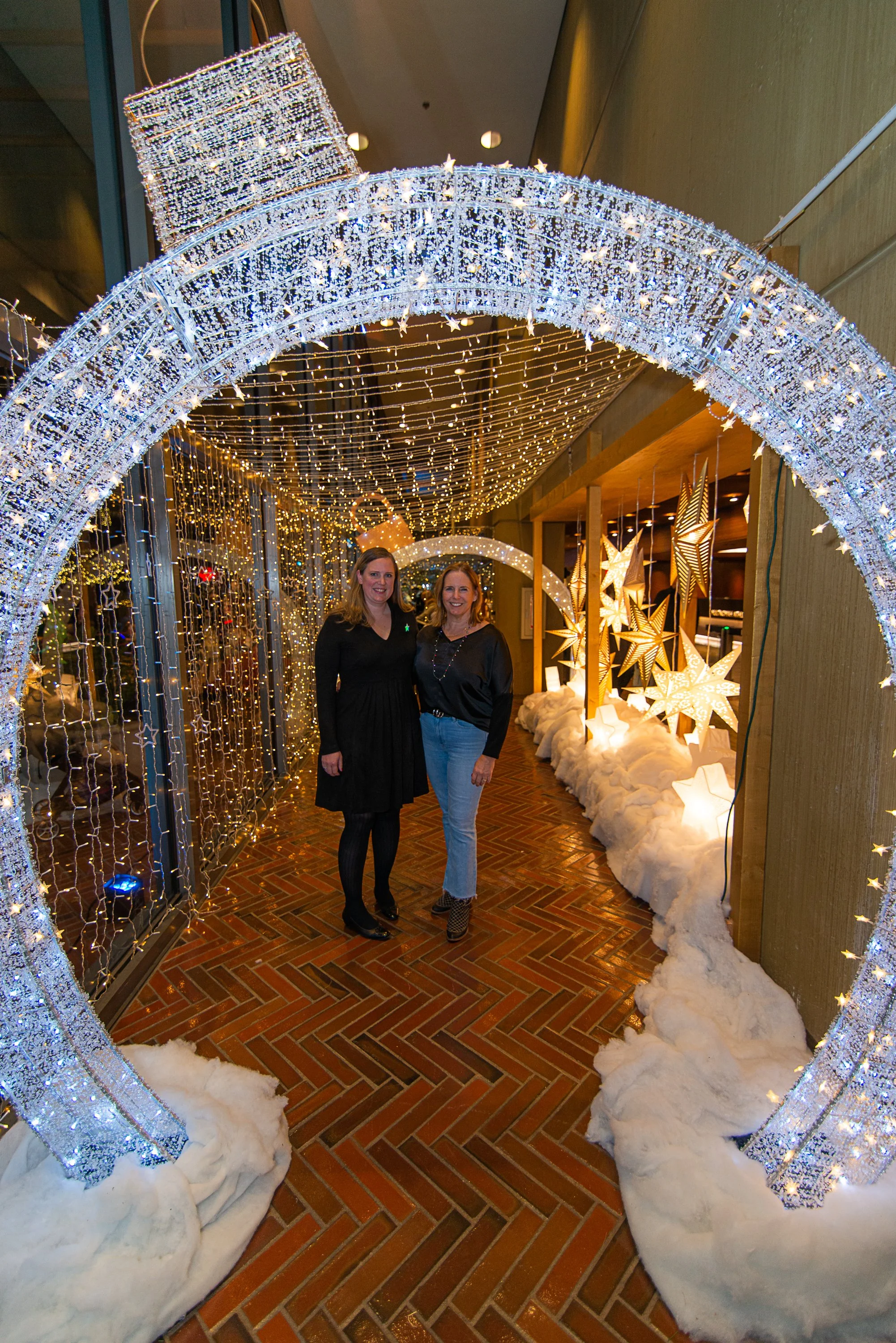 Holiday_Open_House_B82_0346.jpg