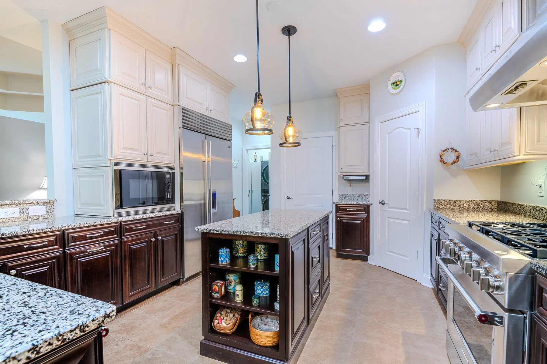23261 Horse Island Rd - Interior -22.jpg