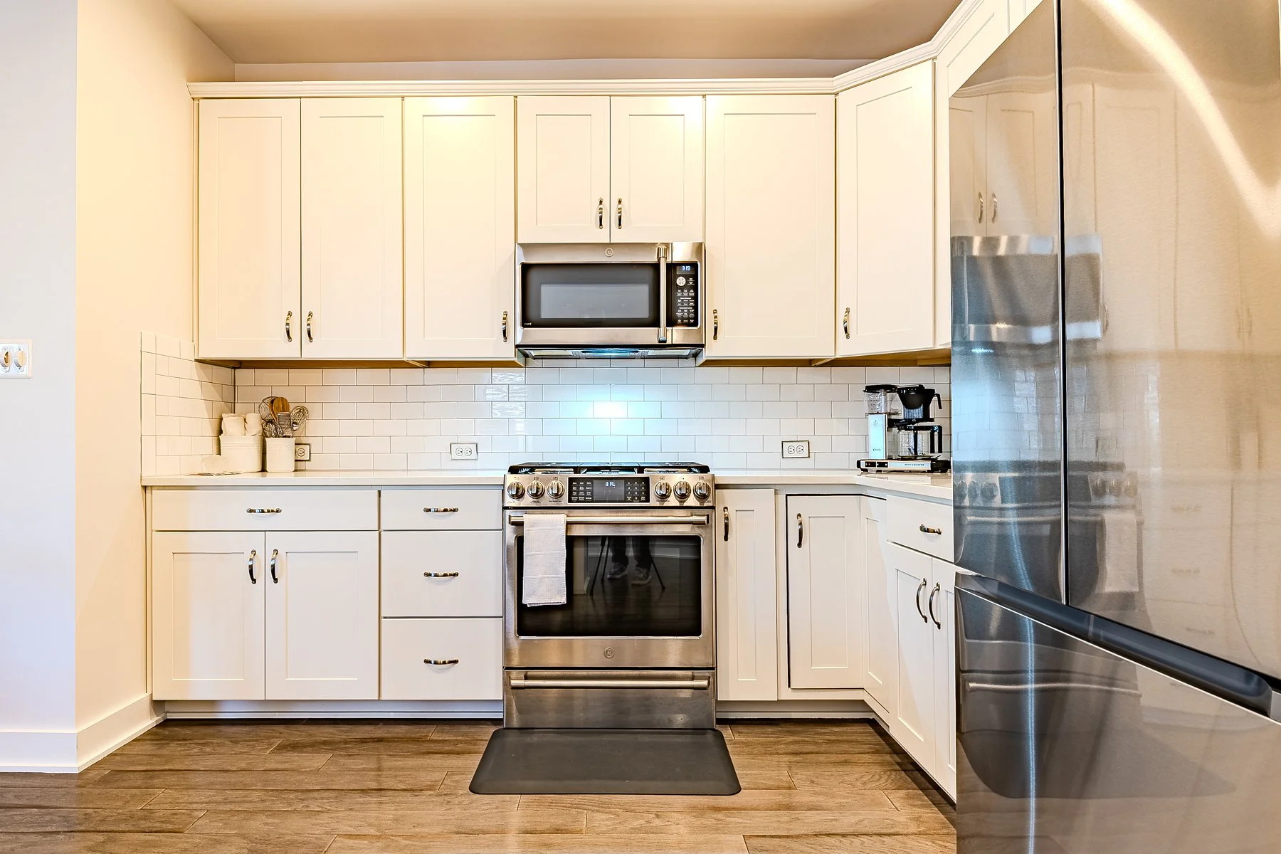 34258 Spring Brook Ave - Interior-13.jpg
