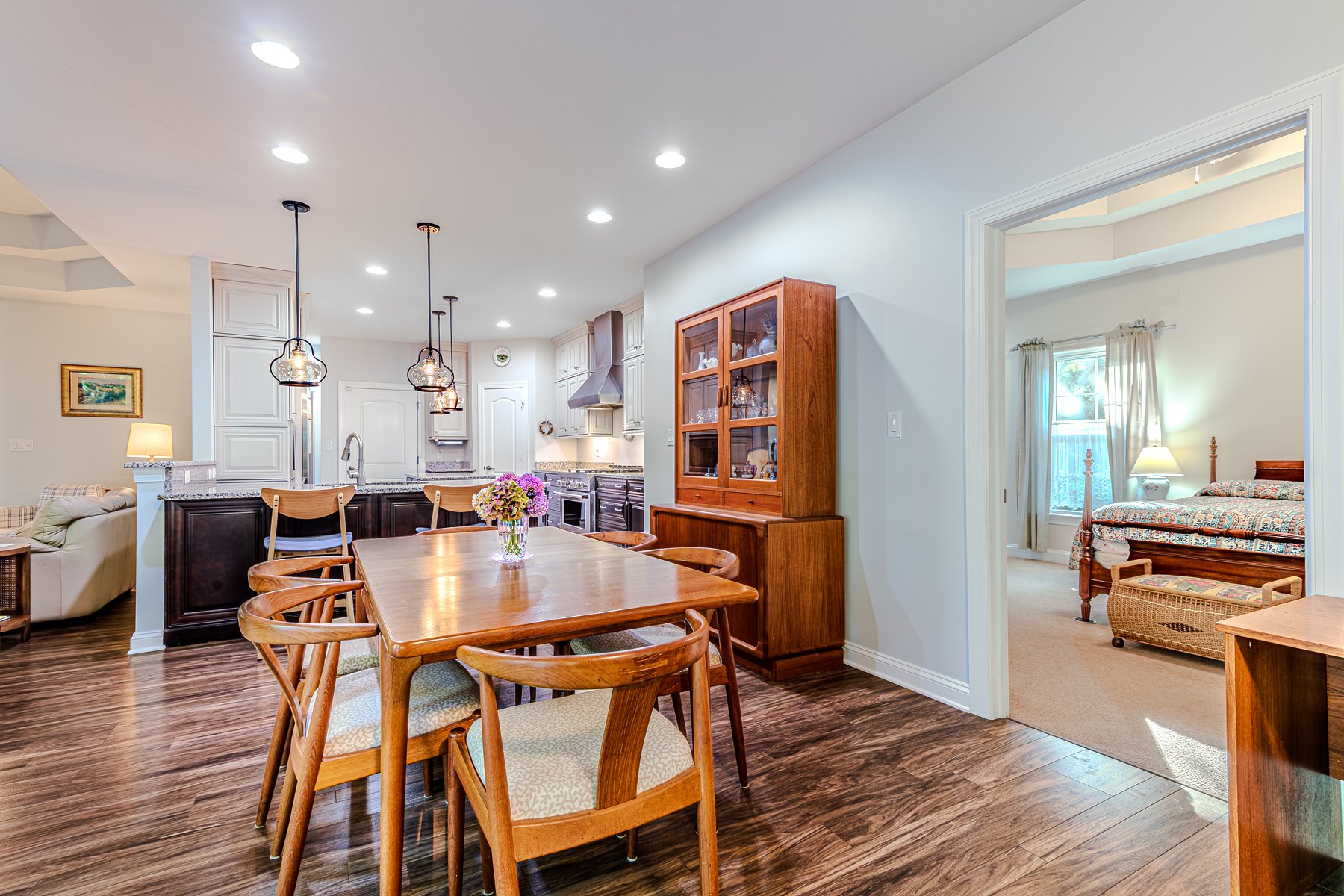 23261 Horse Island Rd - Interior -16.jpg