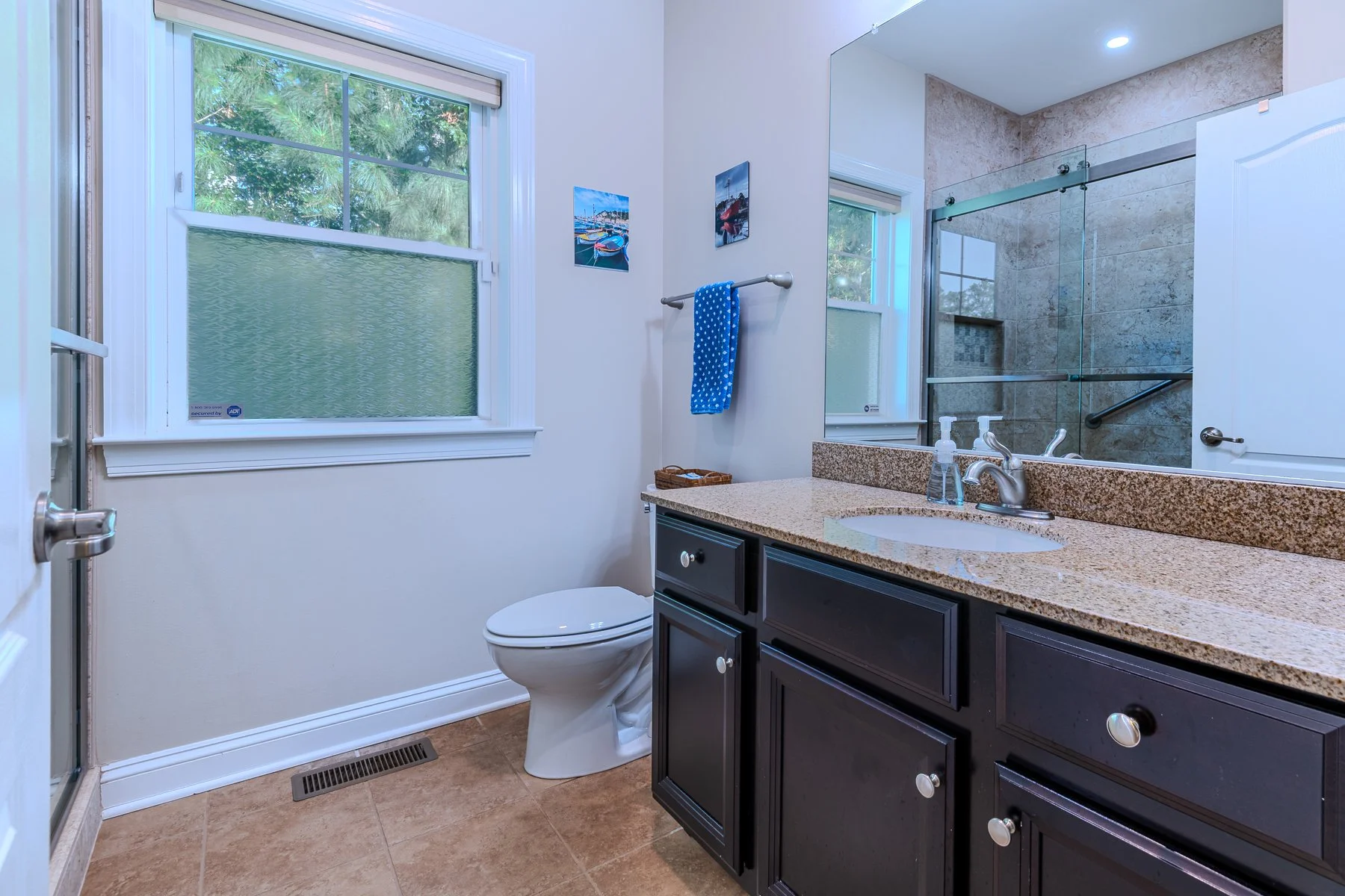 23261 Horse Island Rd - Interior -7.jpg