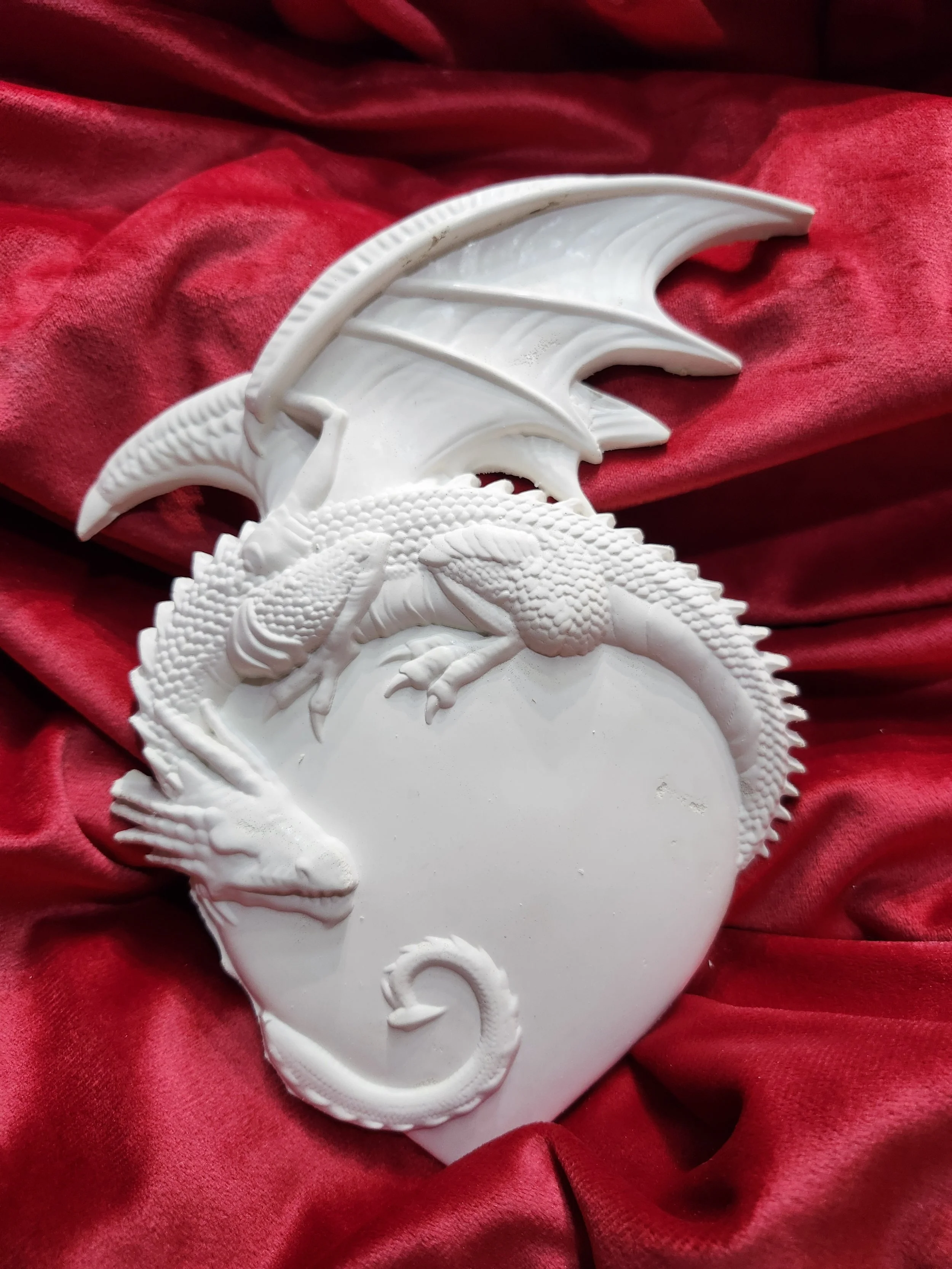 XL Dragon on a Heart