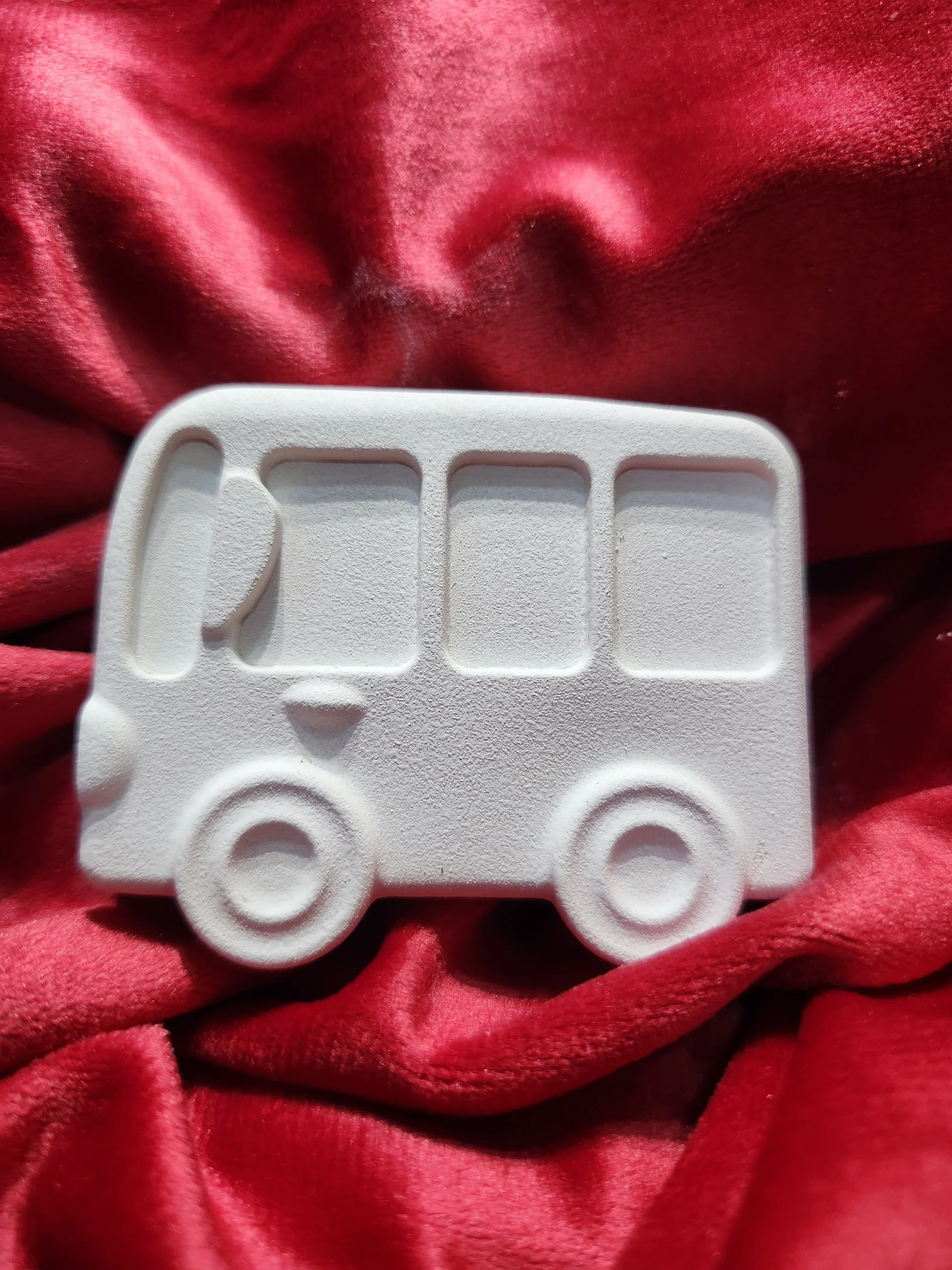 Bus- Medium