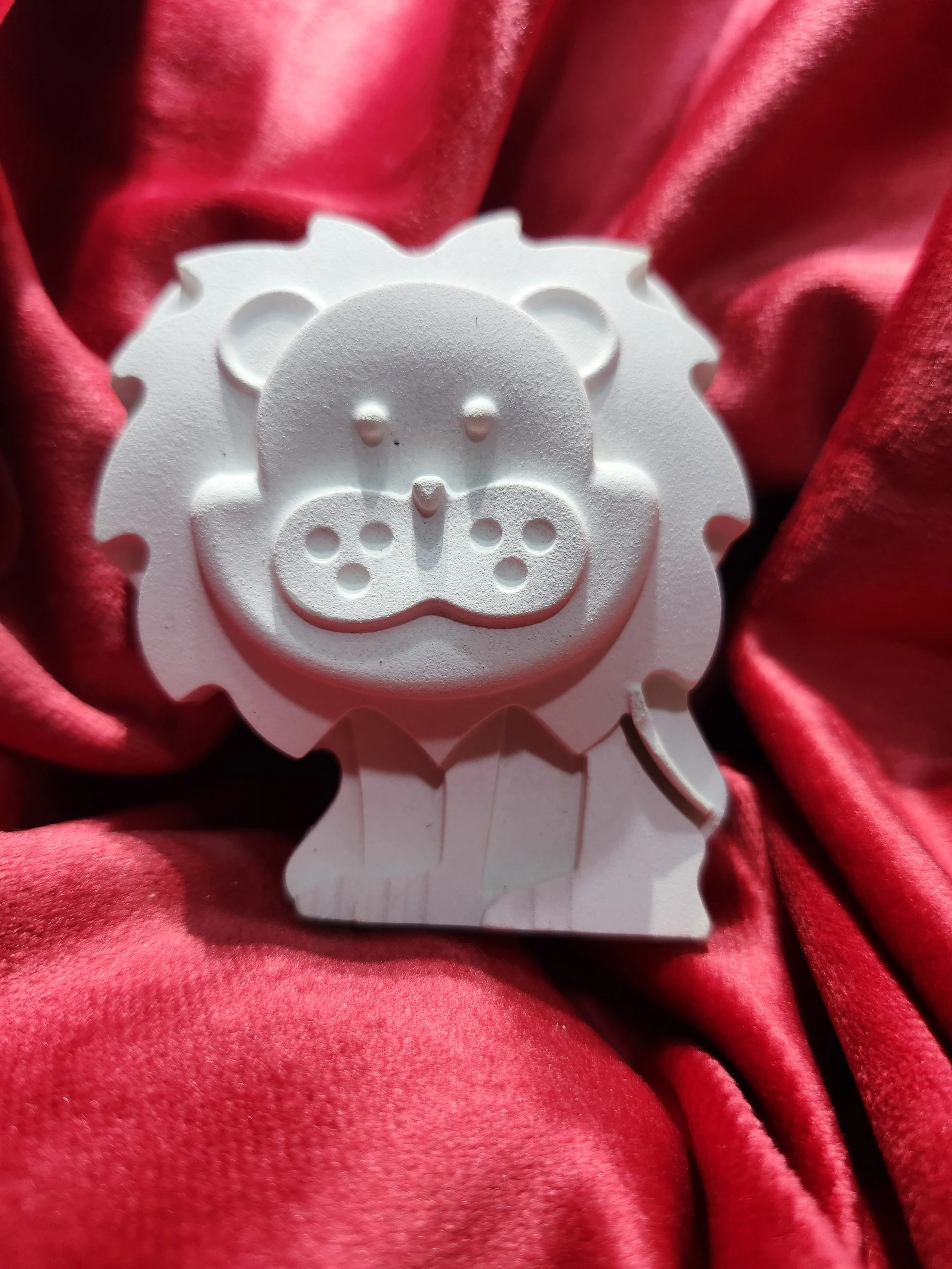 Lion- Medium