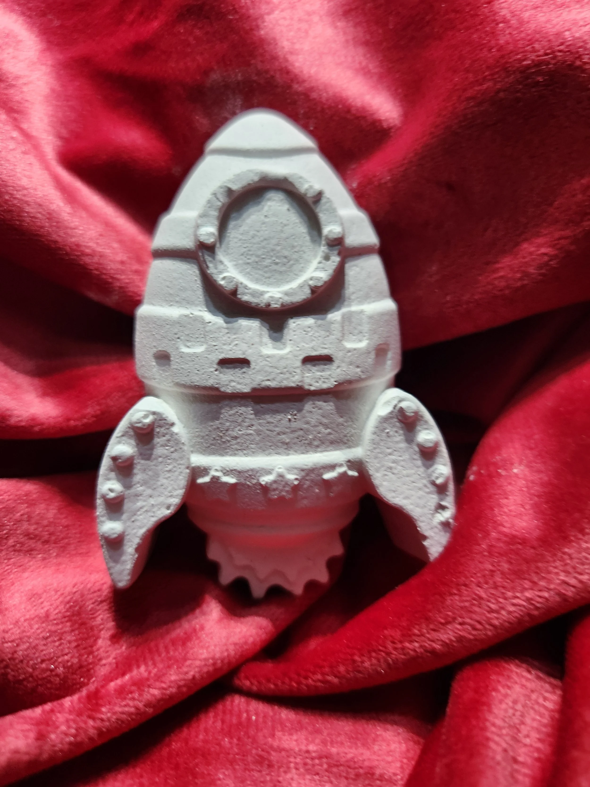 Spaceship- Medium