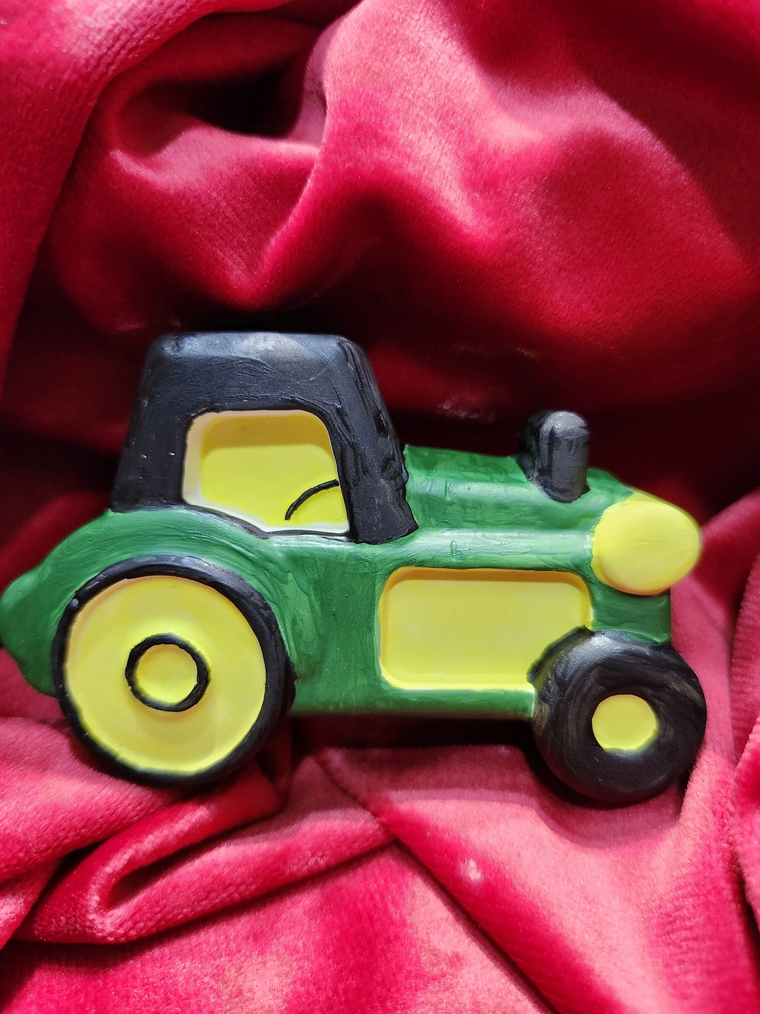 Tractor 32 painted.jpg