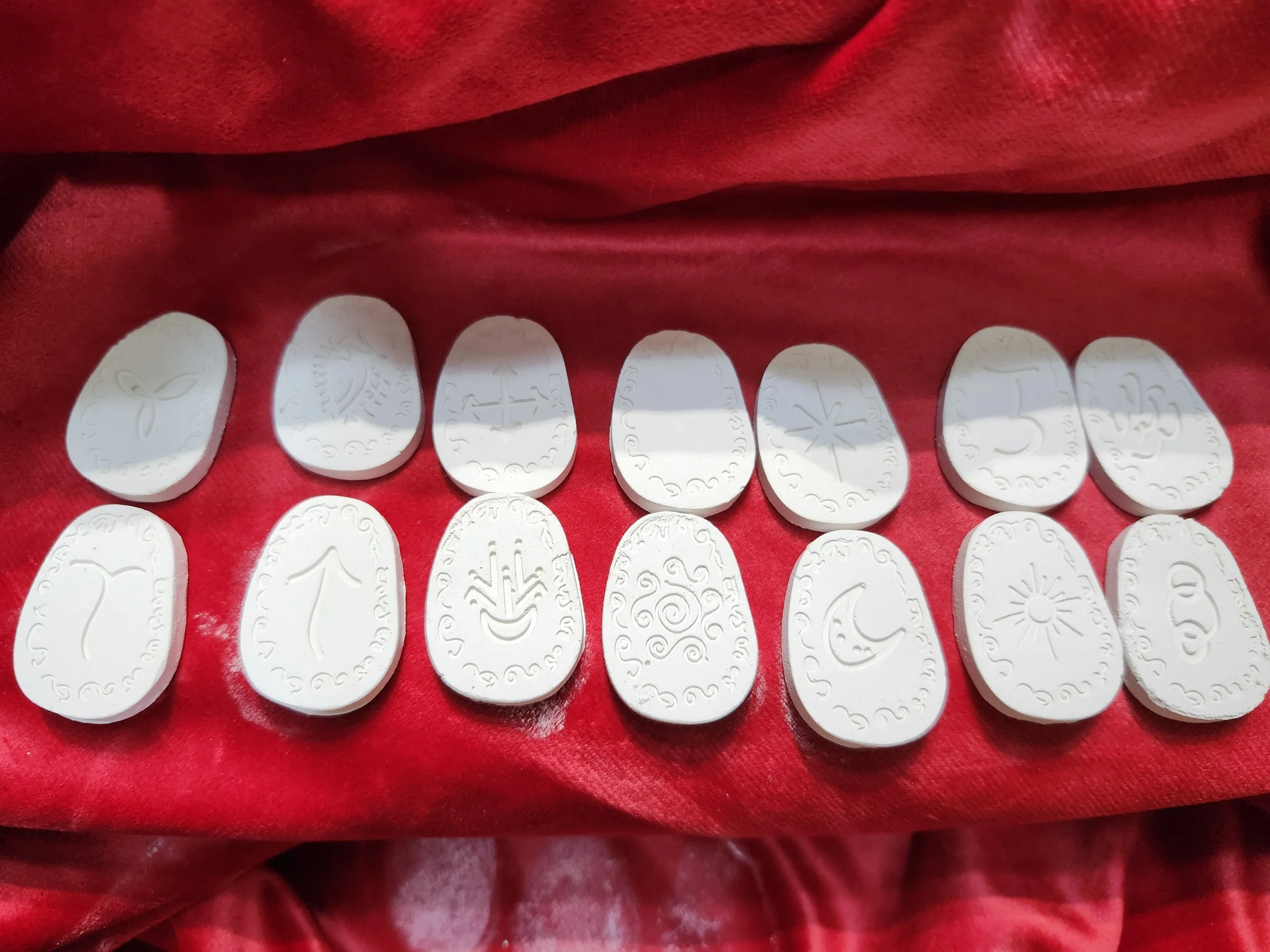 Runes- Minis