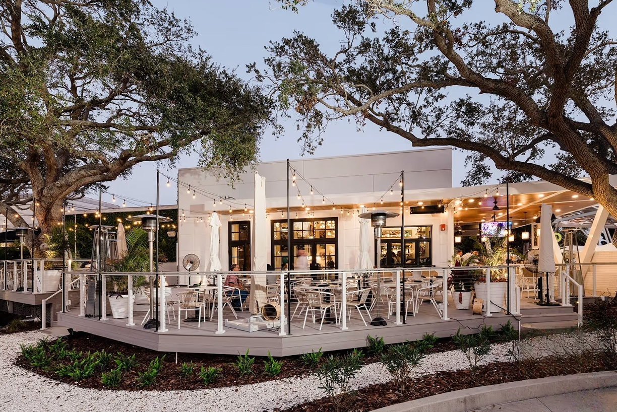 Outside view of Perrys Porch restaurant in downtown st. Petersburg florida