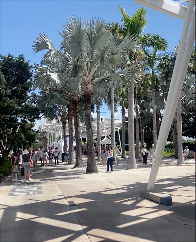 St-Pete-pier-artisan-market.png