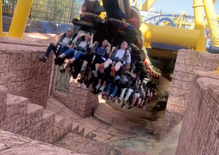 busch-gardens-ride-yellow.png